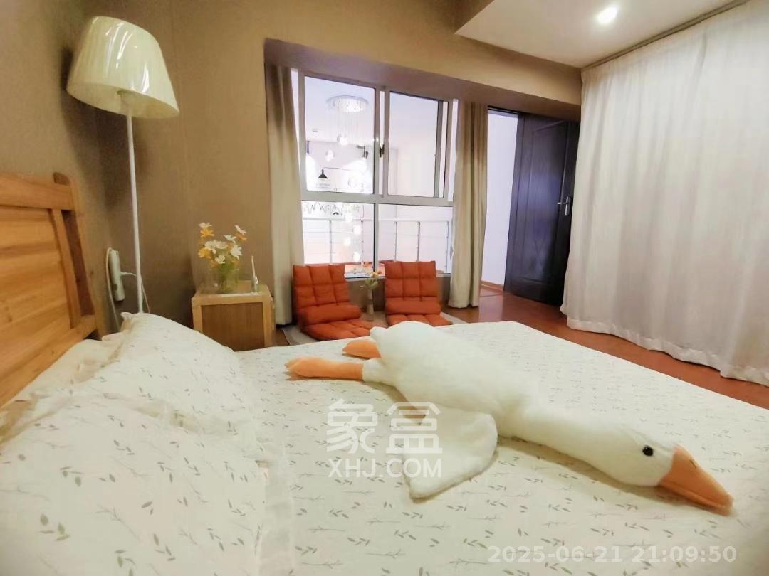 融圣国际 3室1厅1卫 3680.0元/月 融圣国际 3室1厅1卫 3680.0元/月室内图