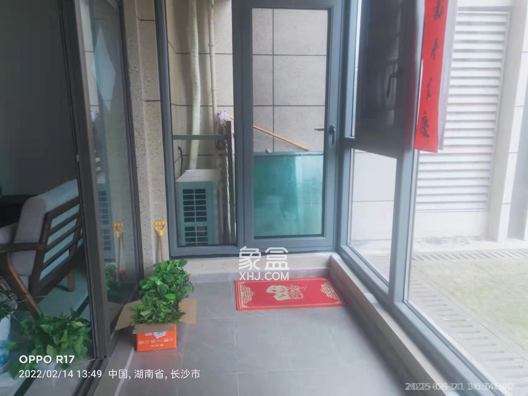 龙湖铂金中心(龙湖春江郦城)  3室2厅2卫    4300.0元/月 龙湖铂金中心(龙湖春江郦城)  3室2厅2卫    4300.0元/月室内图