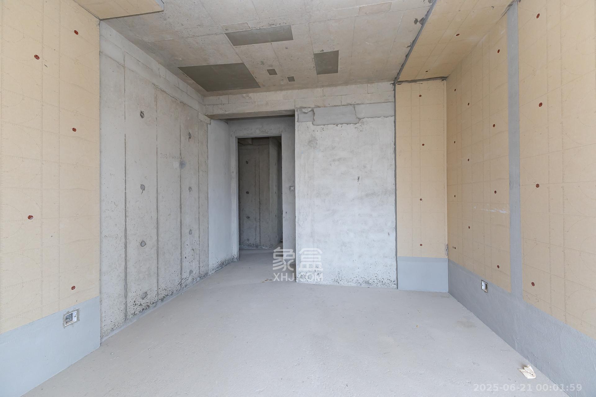 润和湘江天地D区 4室2厅2卫 139.0万 润和湘江天地D区 4室2厅2卫 139.0万卧室