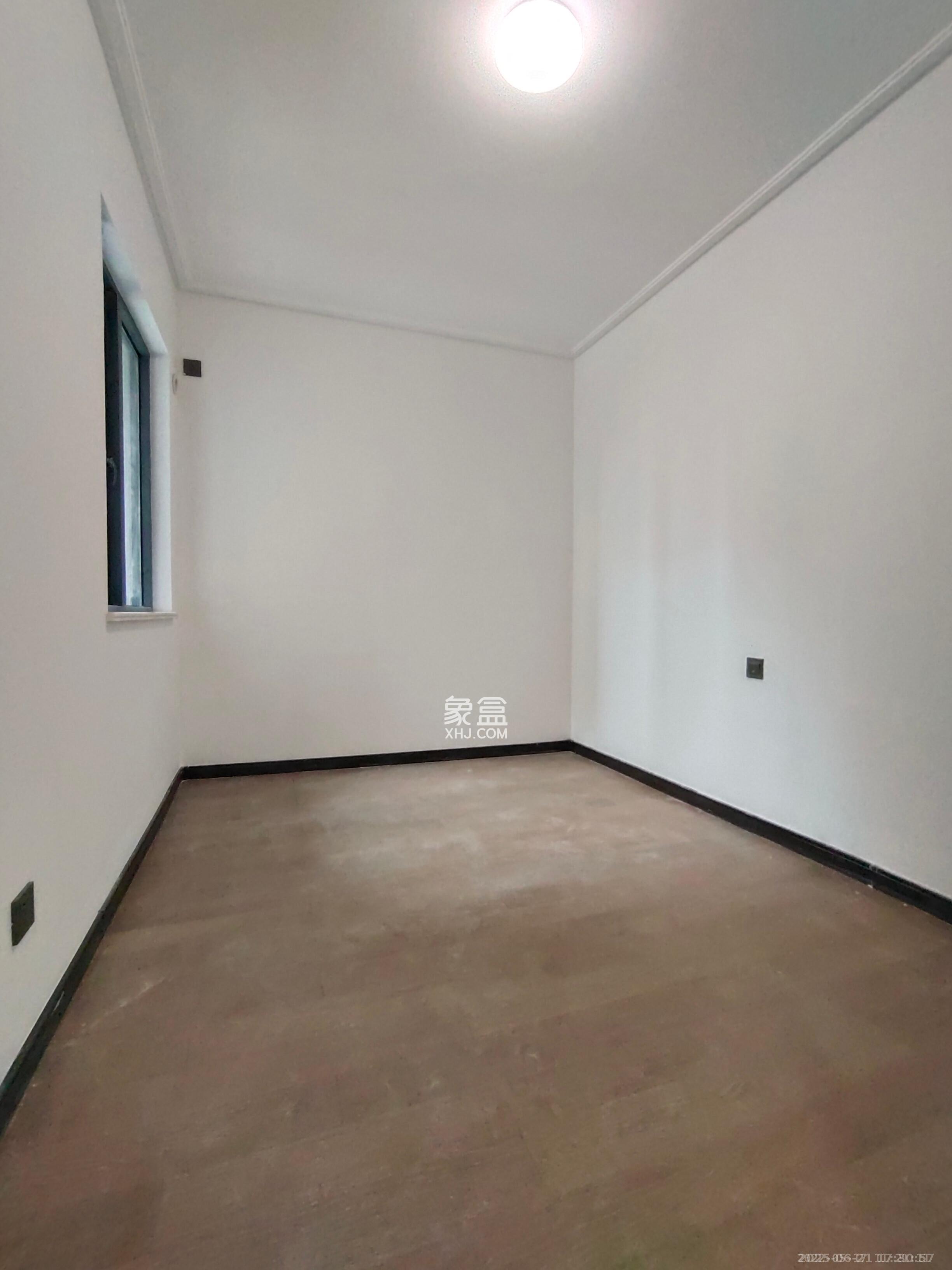 卓越中寰 3室2厅2卫 4800.0元/月 卓越中寰 3室2厅2卫 4800.0元/月室内图