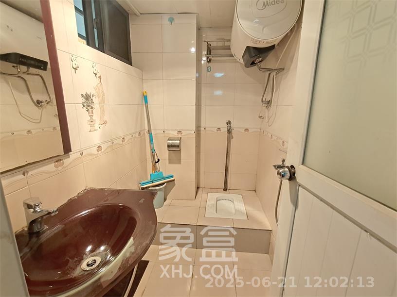 阳光100二期 1室1厅1卫 1150.0元/月 阳光100二期 1室1厅1卫 1150.0元/月室内图