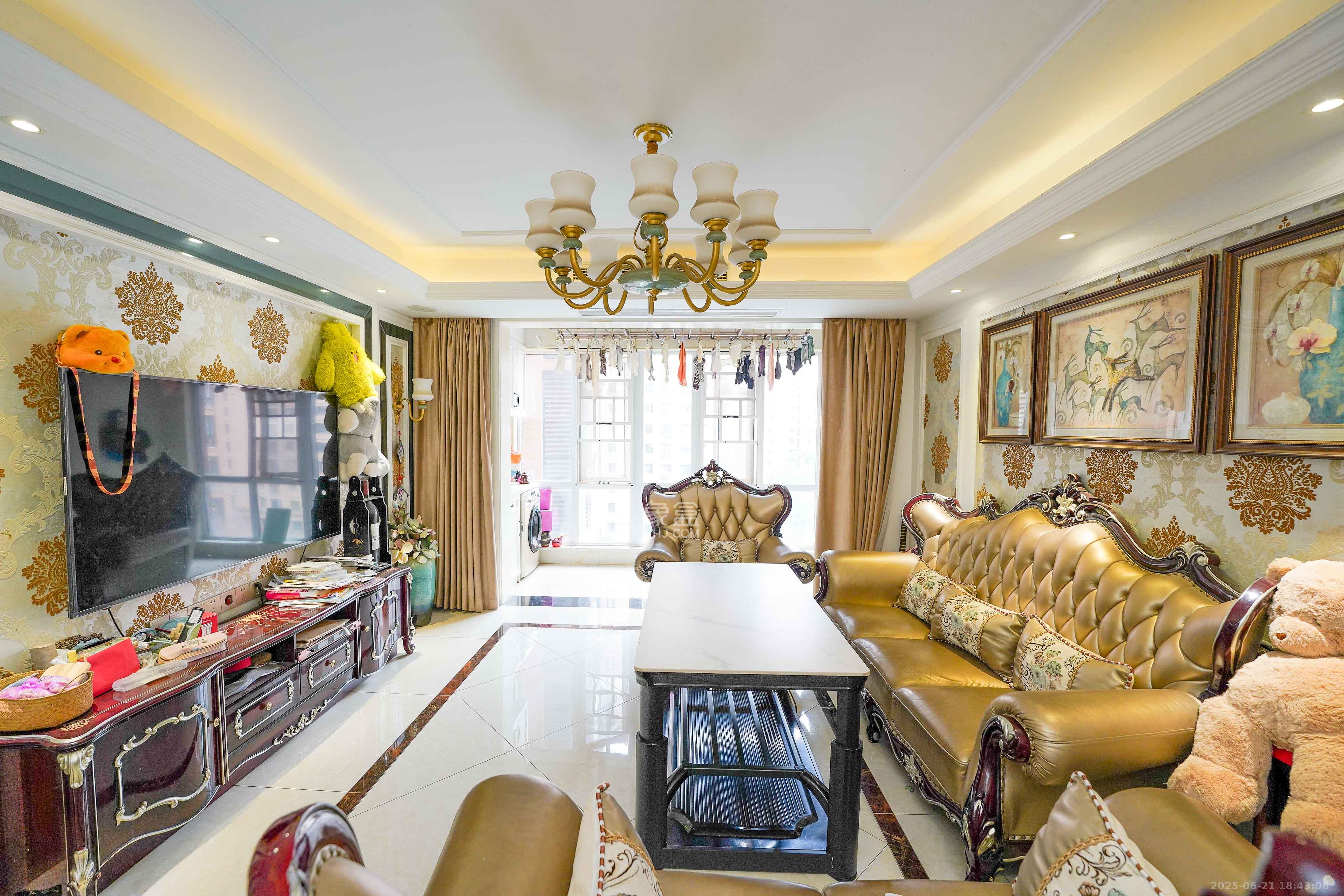 丽发新城  3室2厅2卫   125.00万
