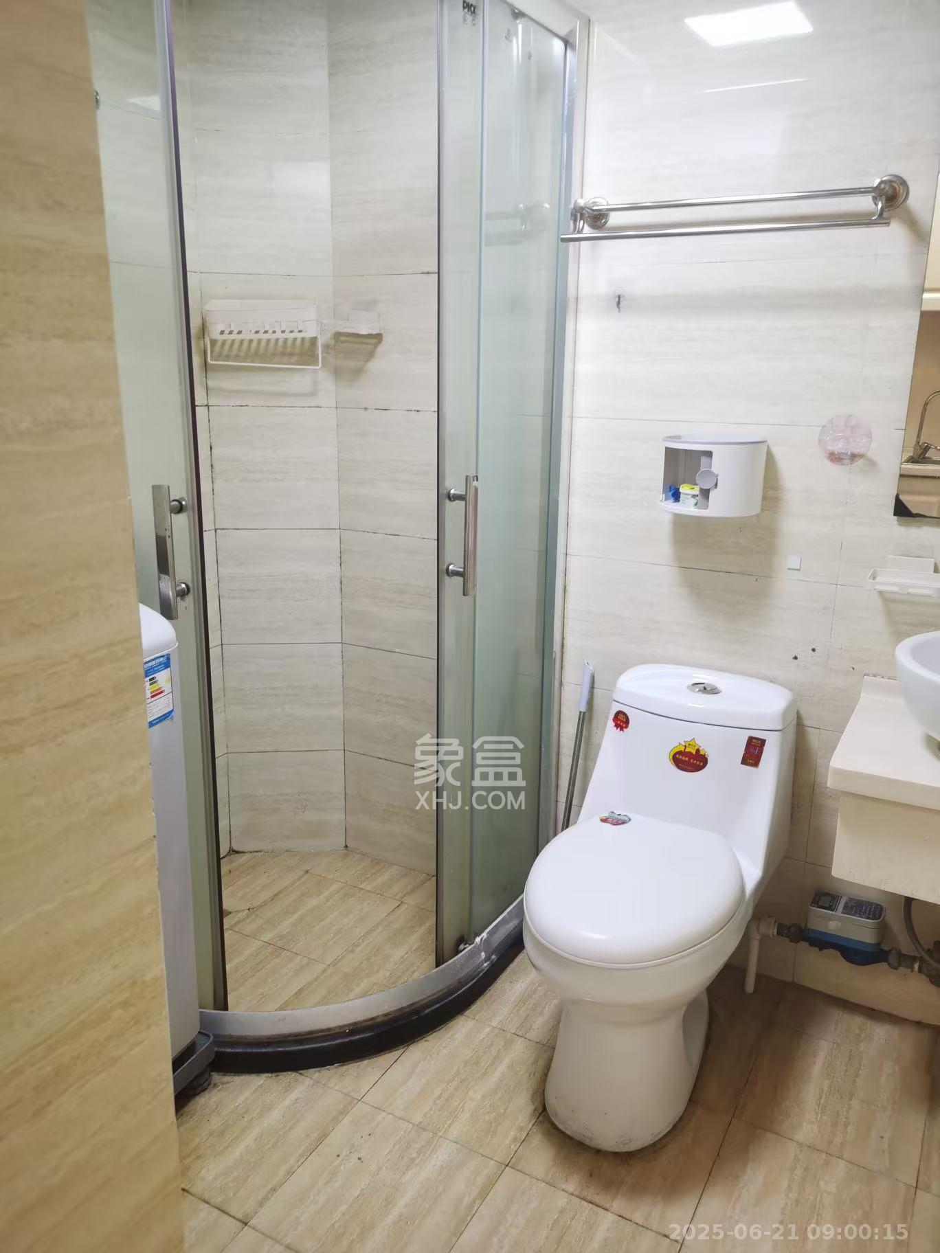 万芙锦城  1室1厅1卫   1300.00元/月室内图