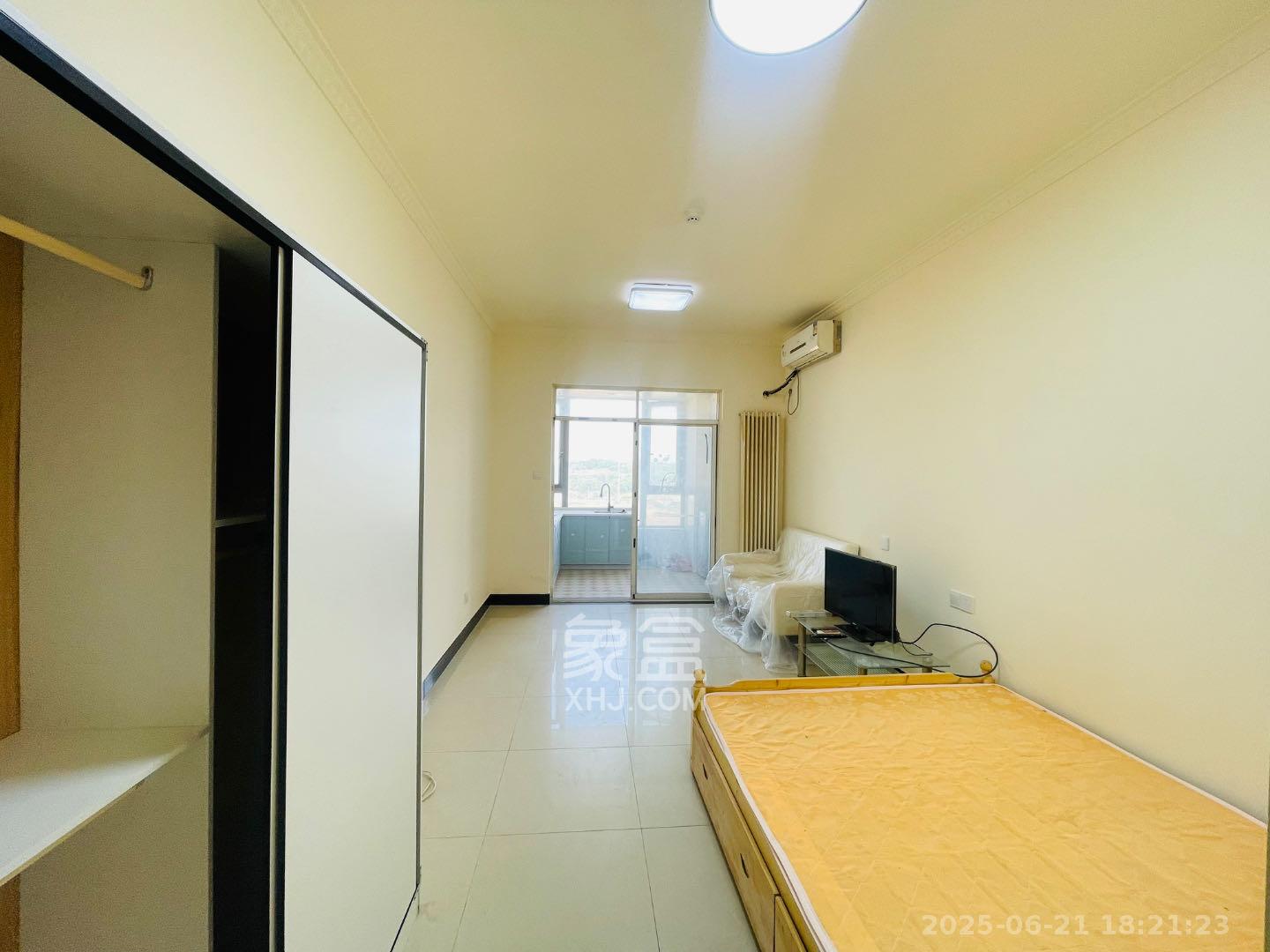 怡海星城 1室1厅1卫 900.0元/月 怡海星城 1室1厅1卫 900.0元/月室内图