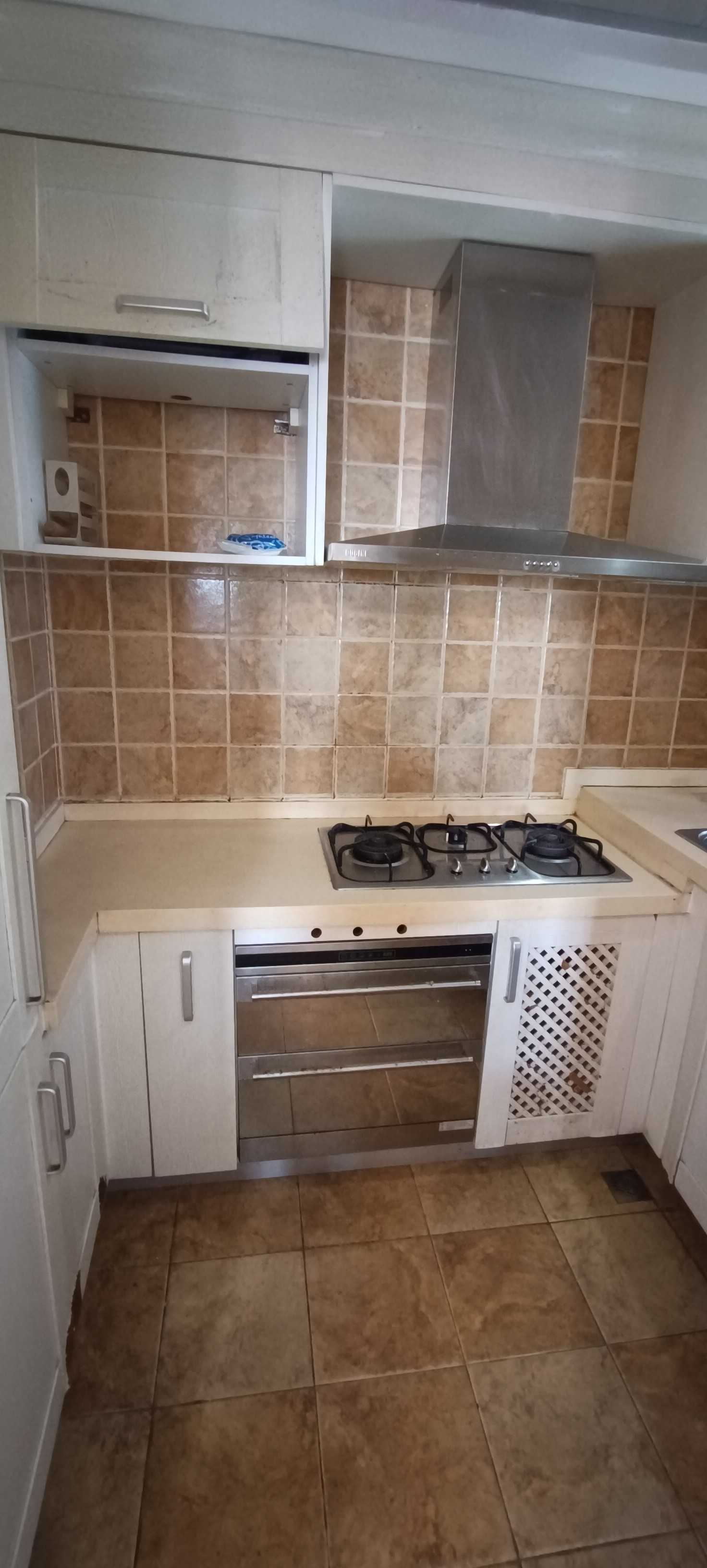 外滩中心  1室1厅1卫    2500.0元/月 外滩中心  1室1厅1卫    2500.0元/月室内图