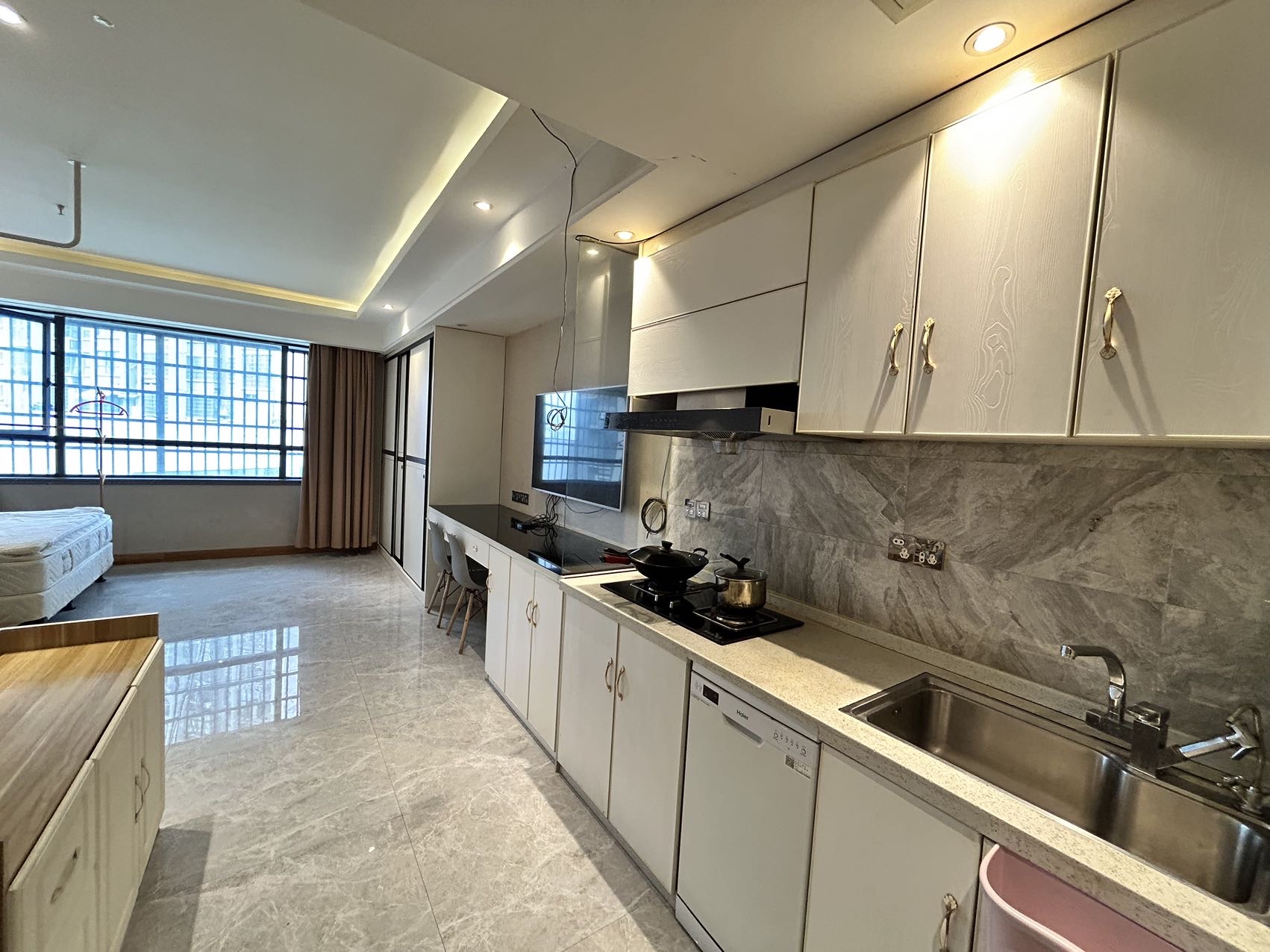 中商广场 1室1厅1卫 1500.0元/月 中商广场 1室1厅1卫 1500.0元/月室内图