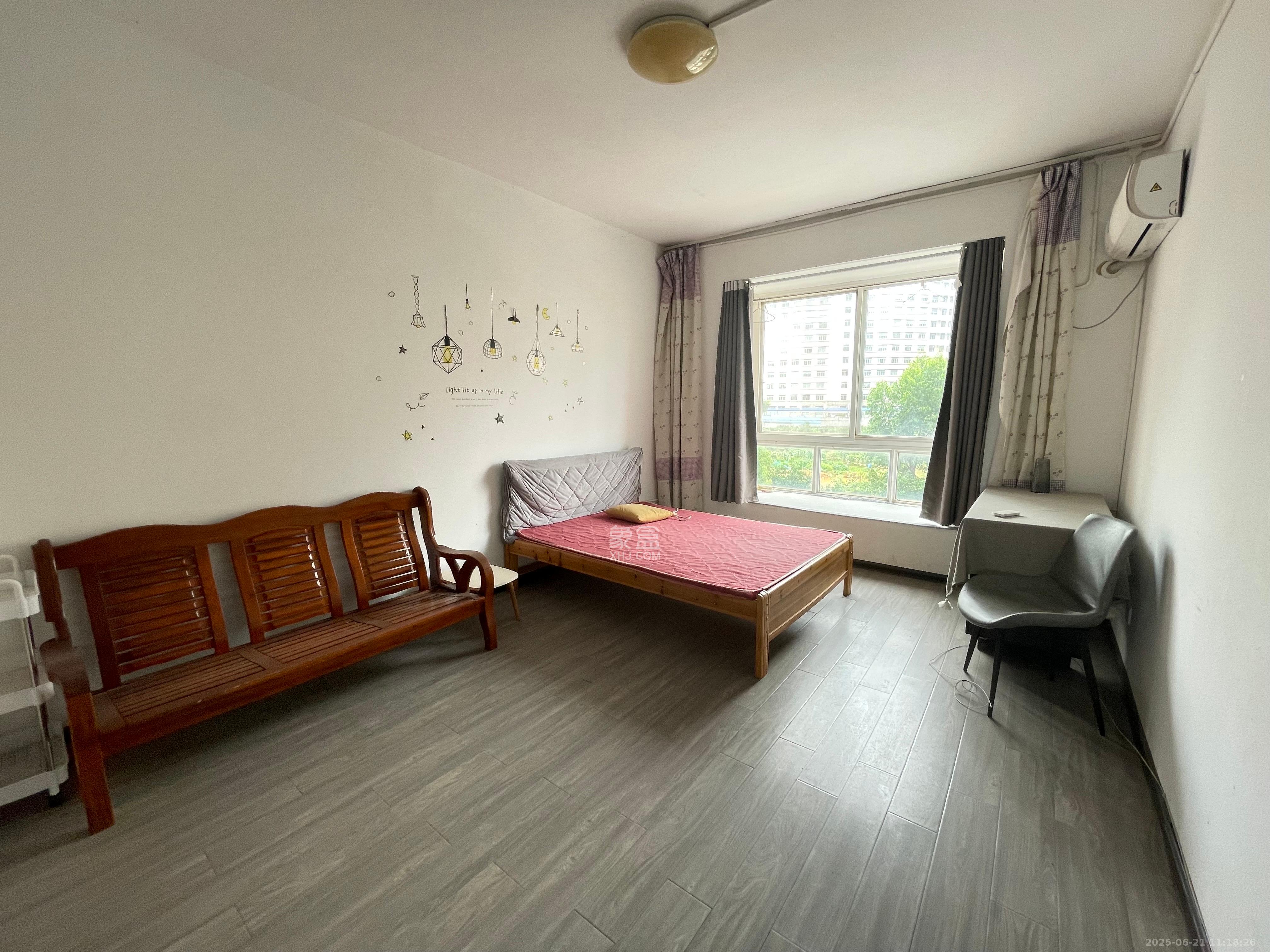 金信阳光在线 4室2厅2卫 1800.0元/月 金信阳光在线 4室2厅2卫 1800.0元/月室内图