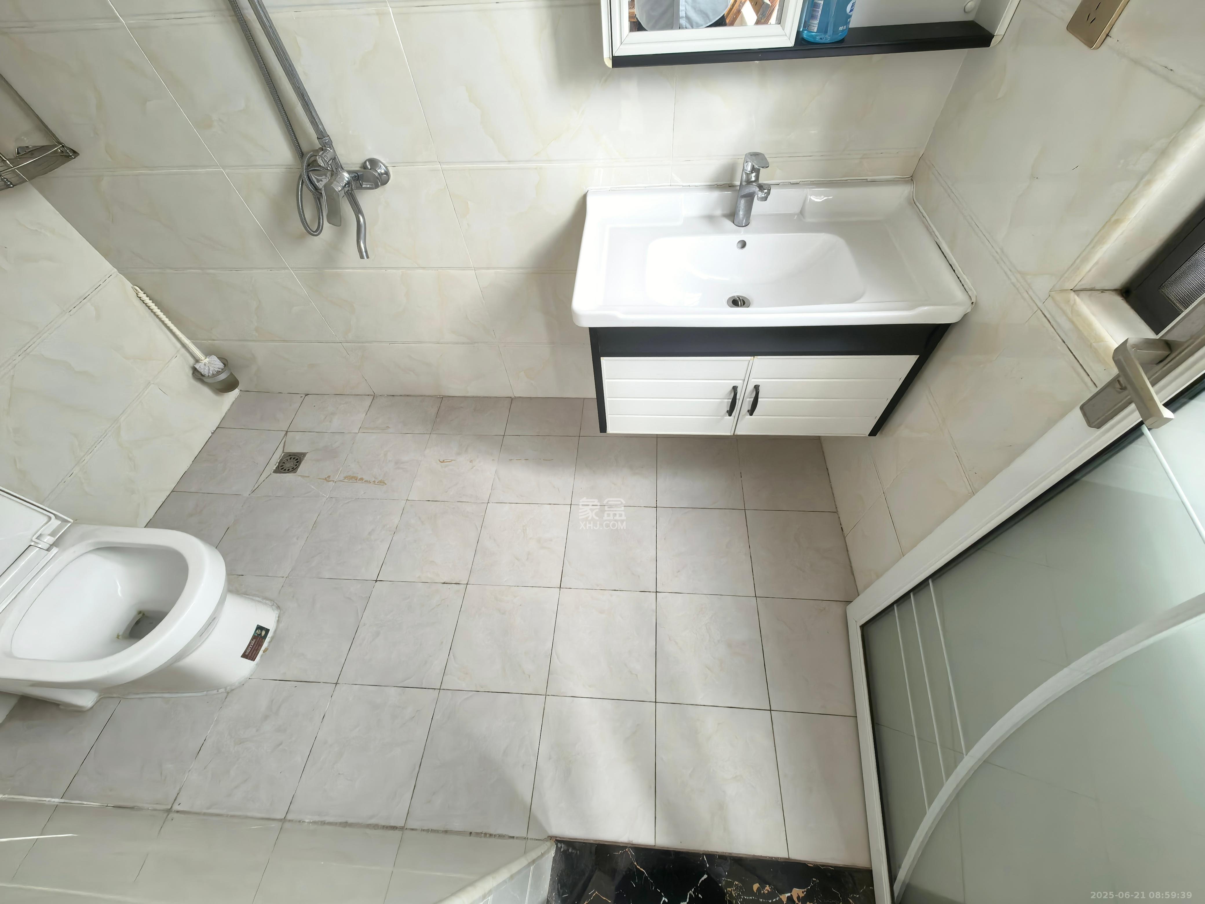 雨花公馆(紫苔名苑) 3室2厅1卫 2500.0元/月 雨花公馆(紫苔名苑) 3室2厅1卫 2500.0元/月室内图