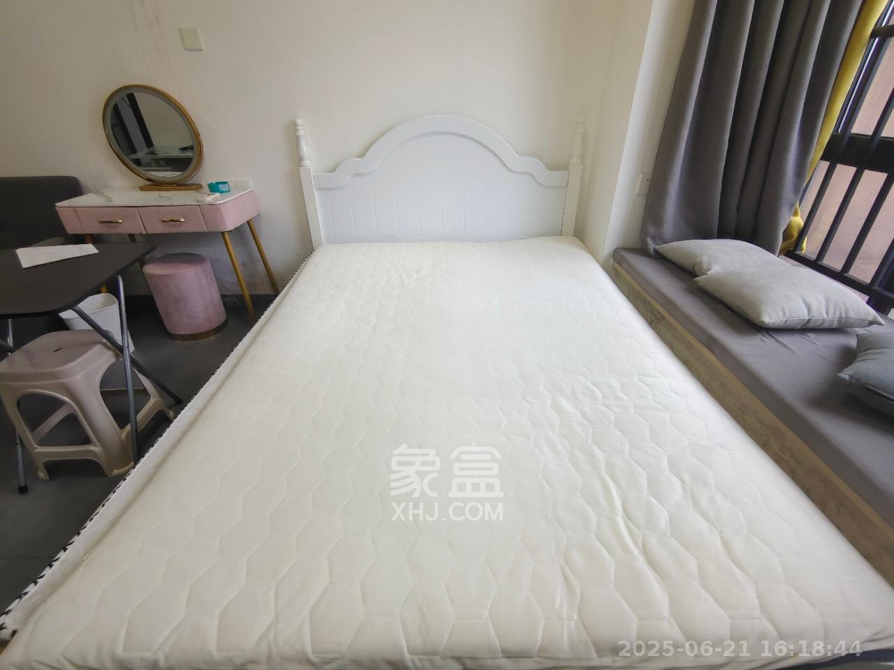 荣悦台  1室1厅1卫    1900.0元/月室内图