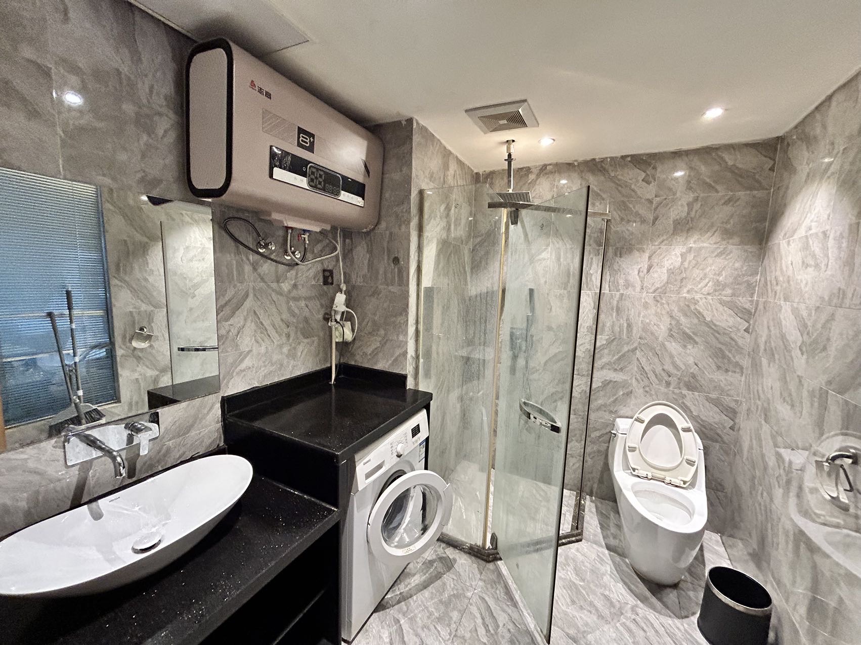 中商广场 1室1厅1卫 1500.0元/月 中商广场 1室1厅1卫 1500.0元/月室内图