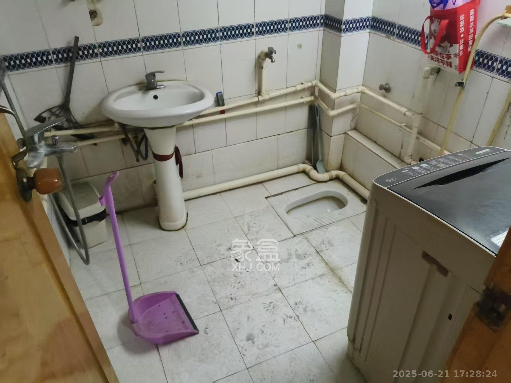 楚湘街一条巷散盘 2室1厅1卫 1500.0元/月 楚湘街一条巷散盘 2室1厅1卫 1500.0元/月室内图