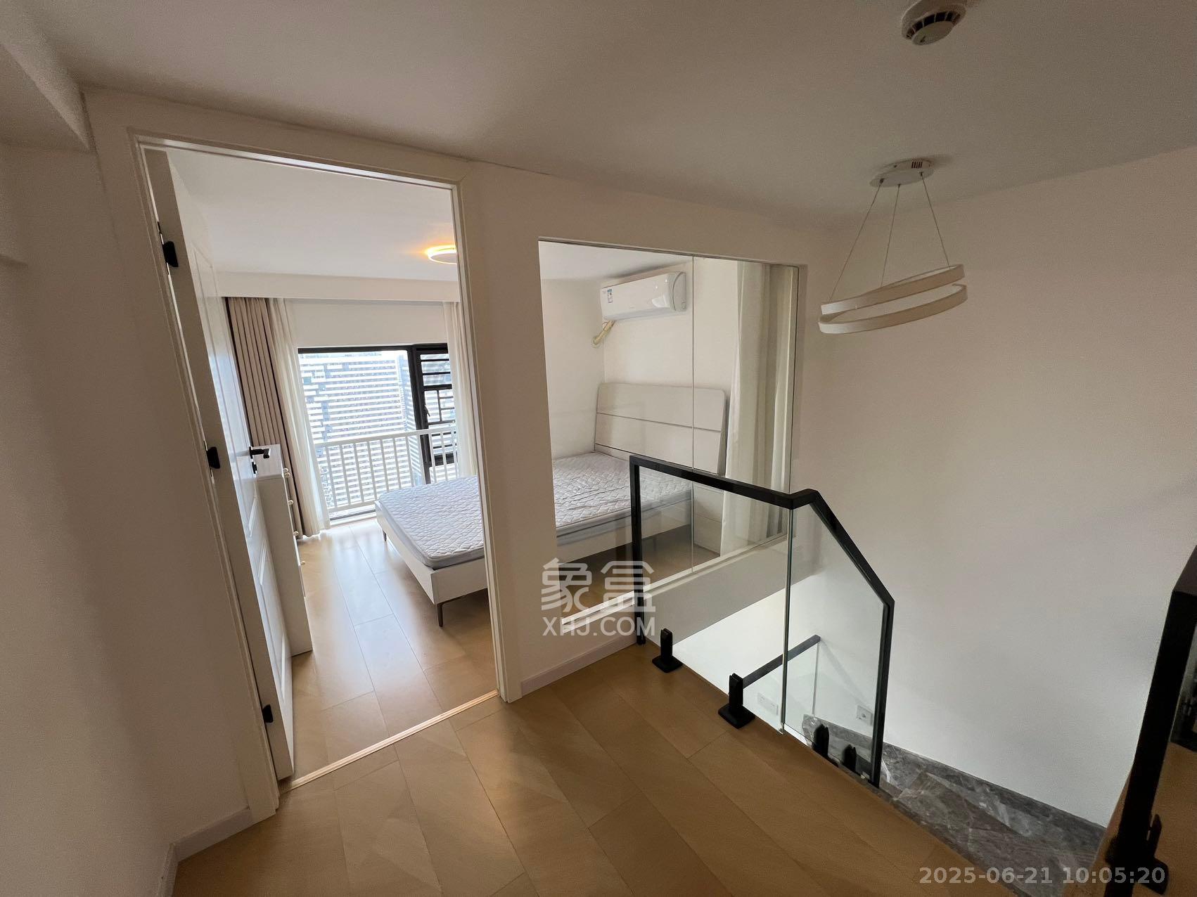 卓越江岸  1室0厅0卫    2700.0元/月 卓越江岸  1室0厅0卫    2700.0元/月室内图