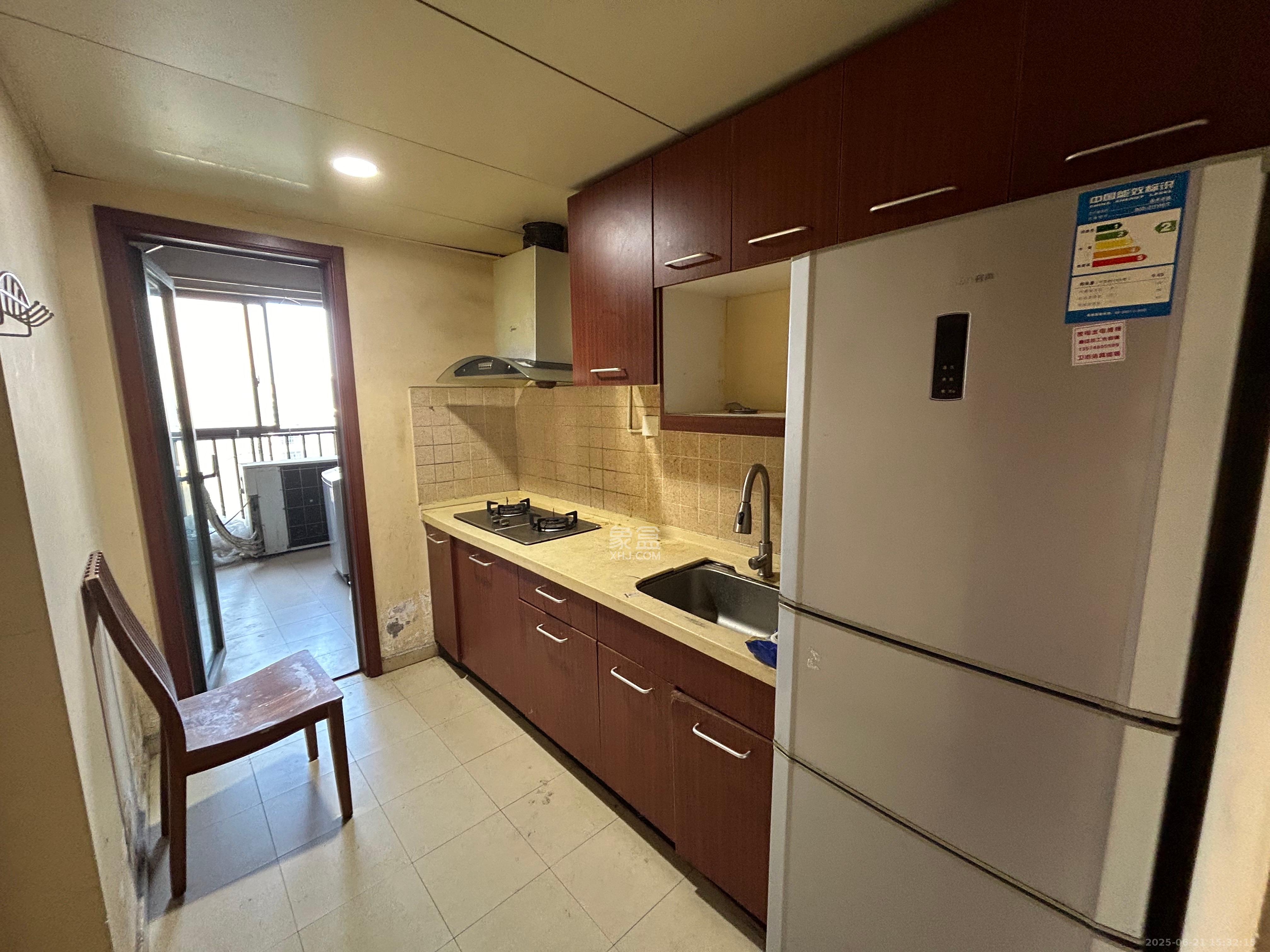 远大麓园 3室2厅2卫 2350.0元/月 远大麓园 3室2厅2卫 2350.0元/月室内图