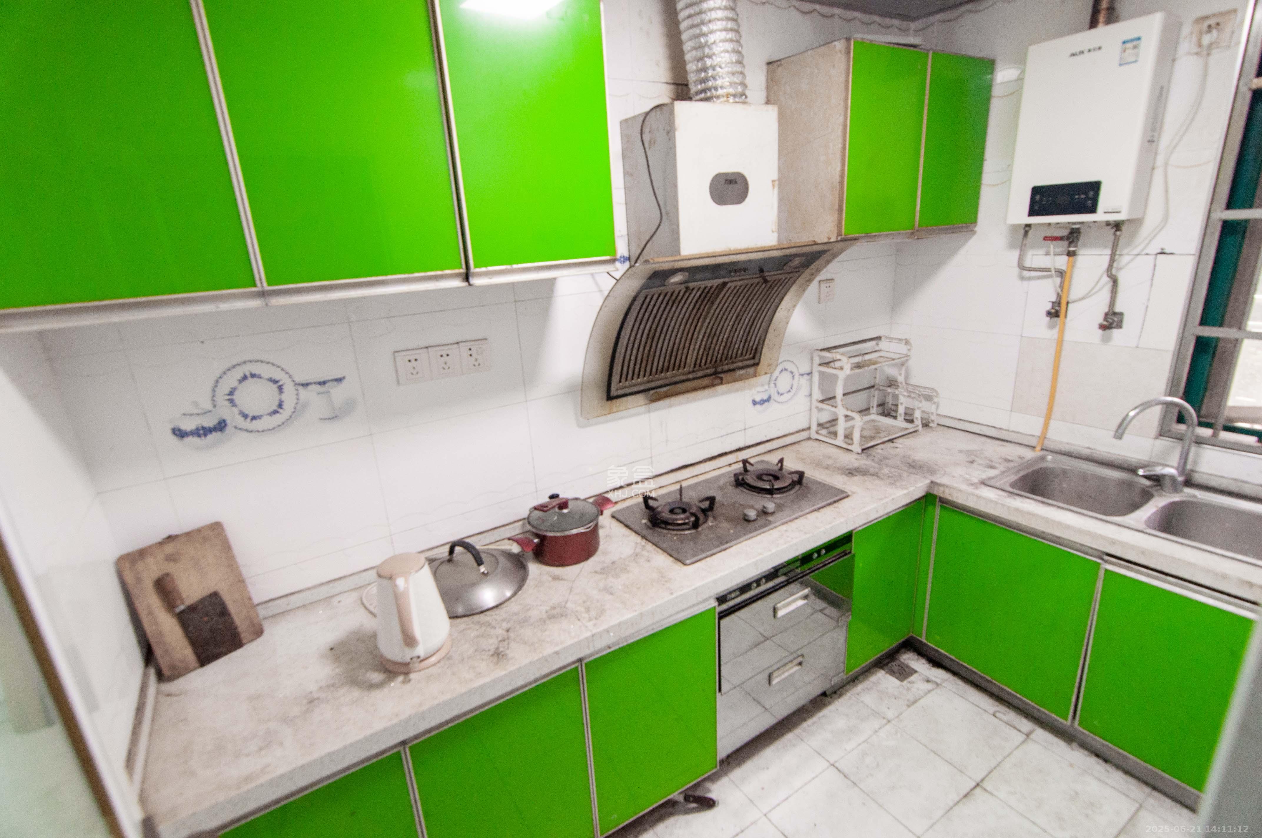 望兴景园一期 3室2厅1卫 86.0万 望兴景园一期 3室2厅1卫 86.0万厨房