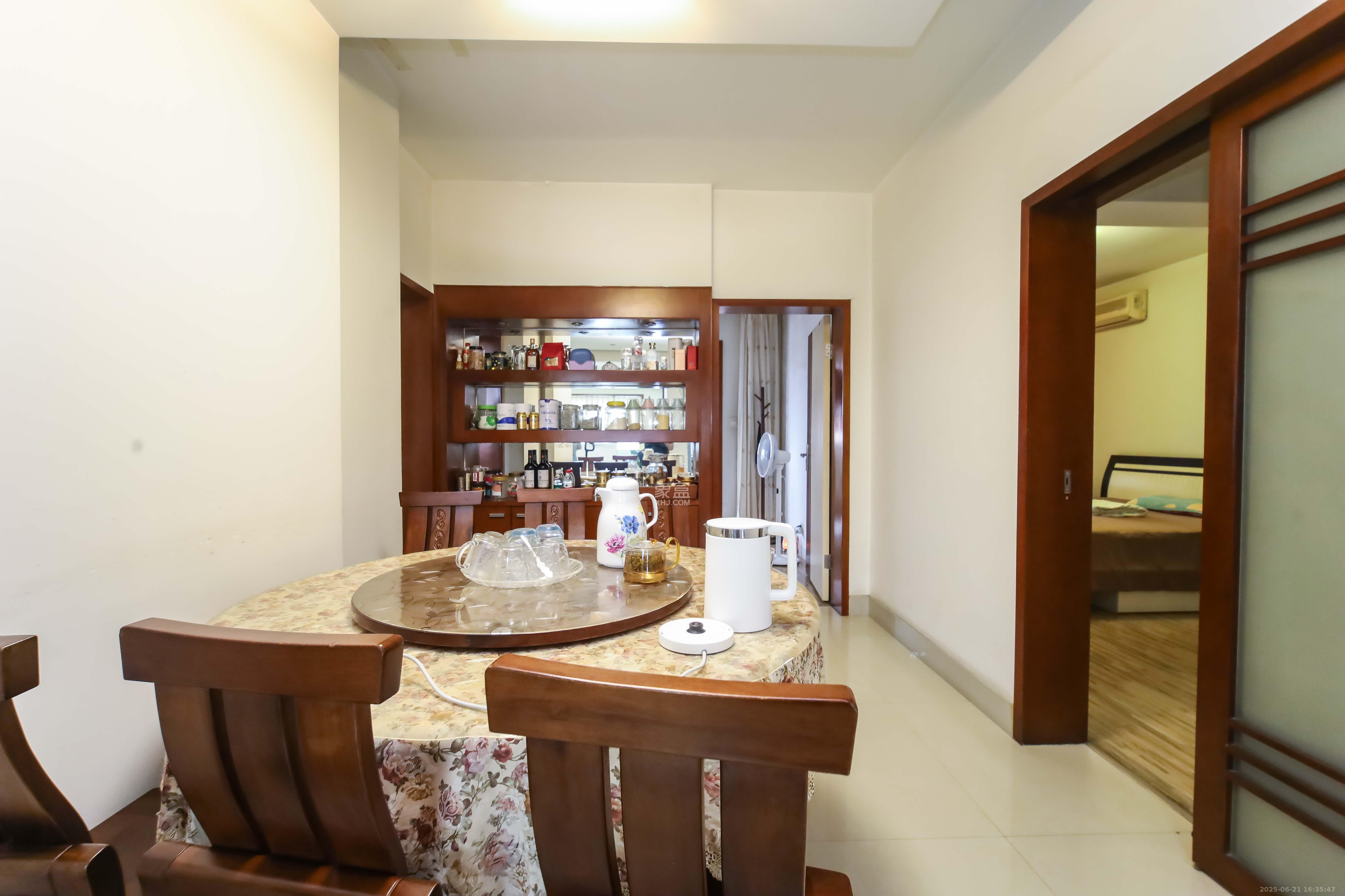 嘉盛逸林园(新合村综合楼) 3室2厅2卫 102.0万 嘉盛逸林园(新合村综合楼) 3室2厅2卫 102.0万其他