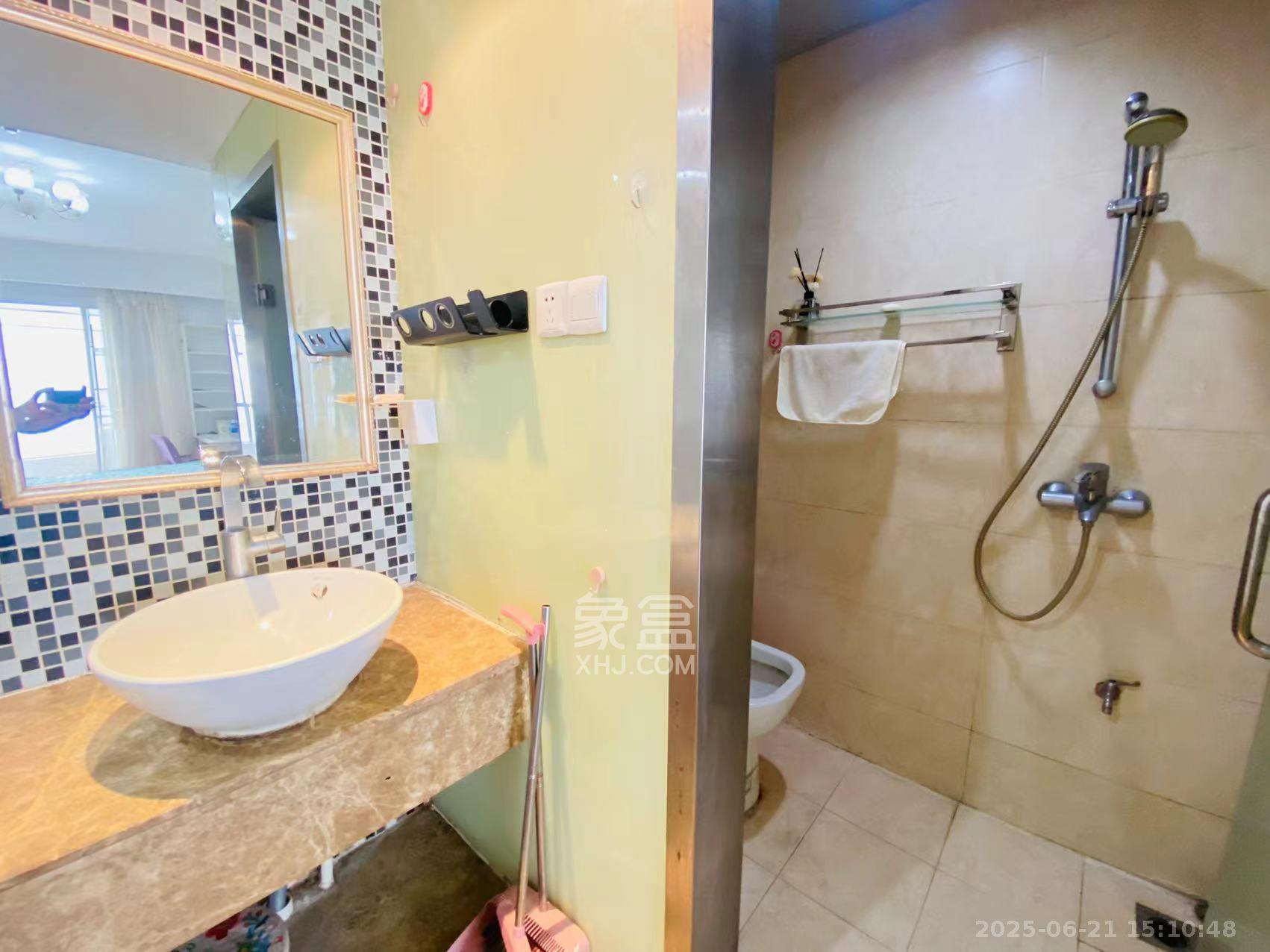 泉昇同福大厦 1室1厅1卫 1700.0元/月 泉昇同福大厦 1室1厅1卫 1700.0元/月室内图