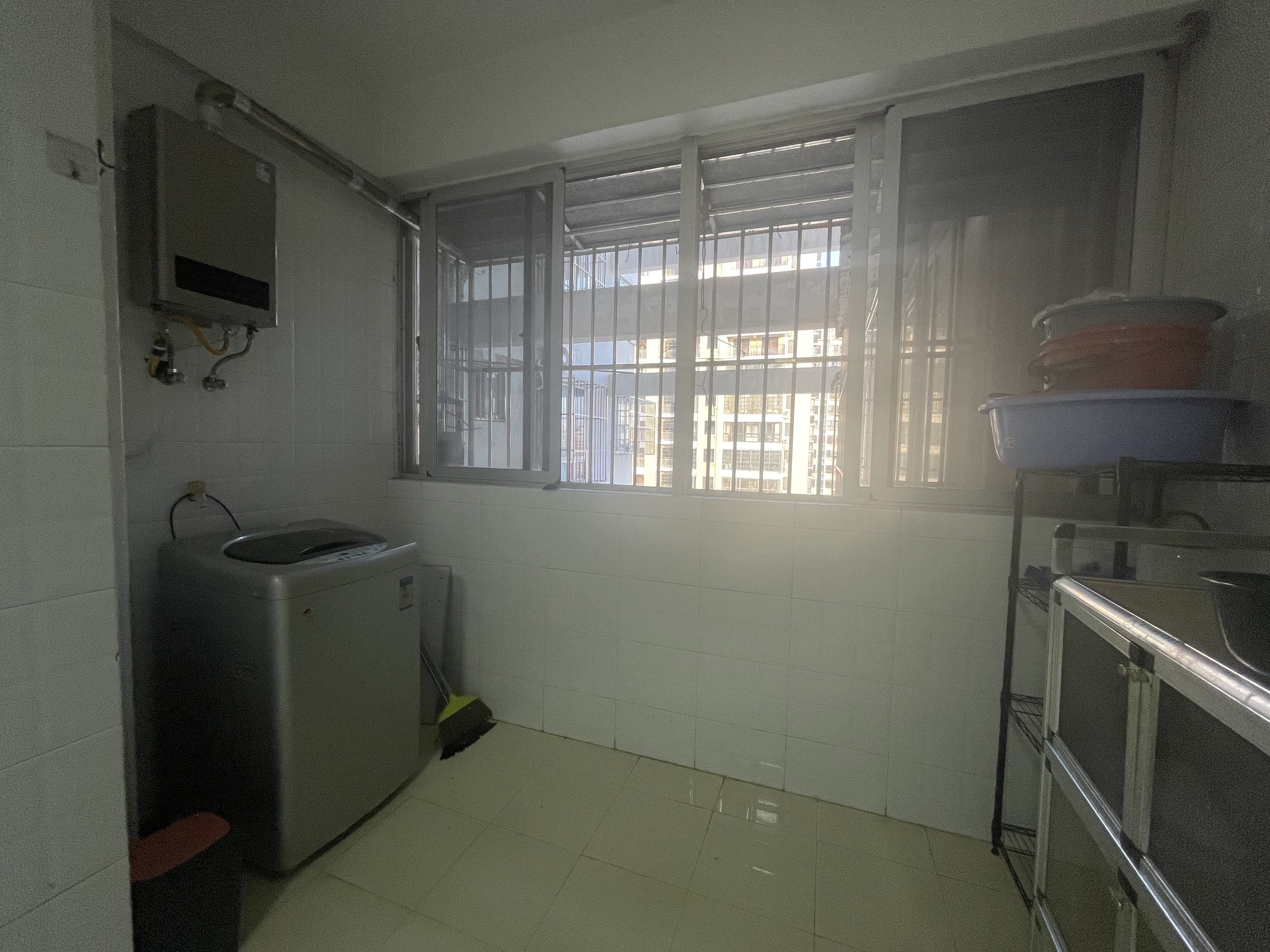 电力村 3室2厅2卫 2500.0元/月 电力村 3室2厅2卫 2500.0元/月室内图