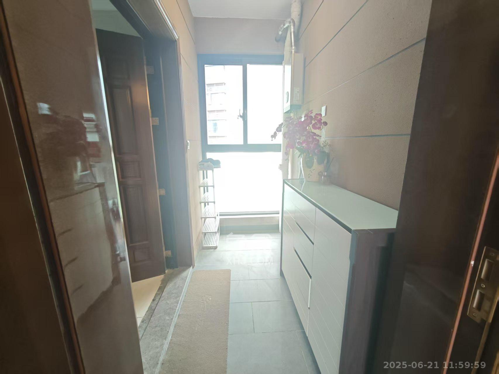 恒大御景天下城一期  3室2厅1卫    2900.0元/月 恒大御景天下城一期  3室2厅1卫    2900.0元/月室内图