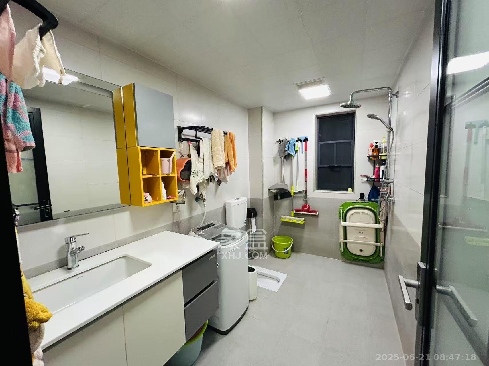 中建嘉和城  3室2厅1卫    2700.0元/月室内图