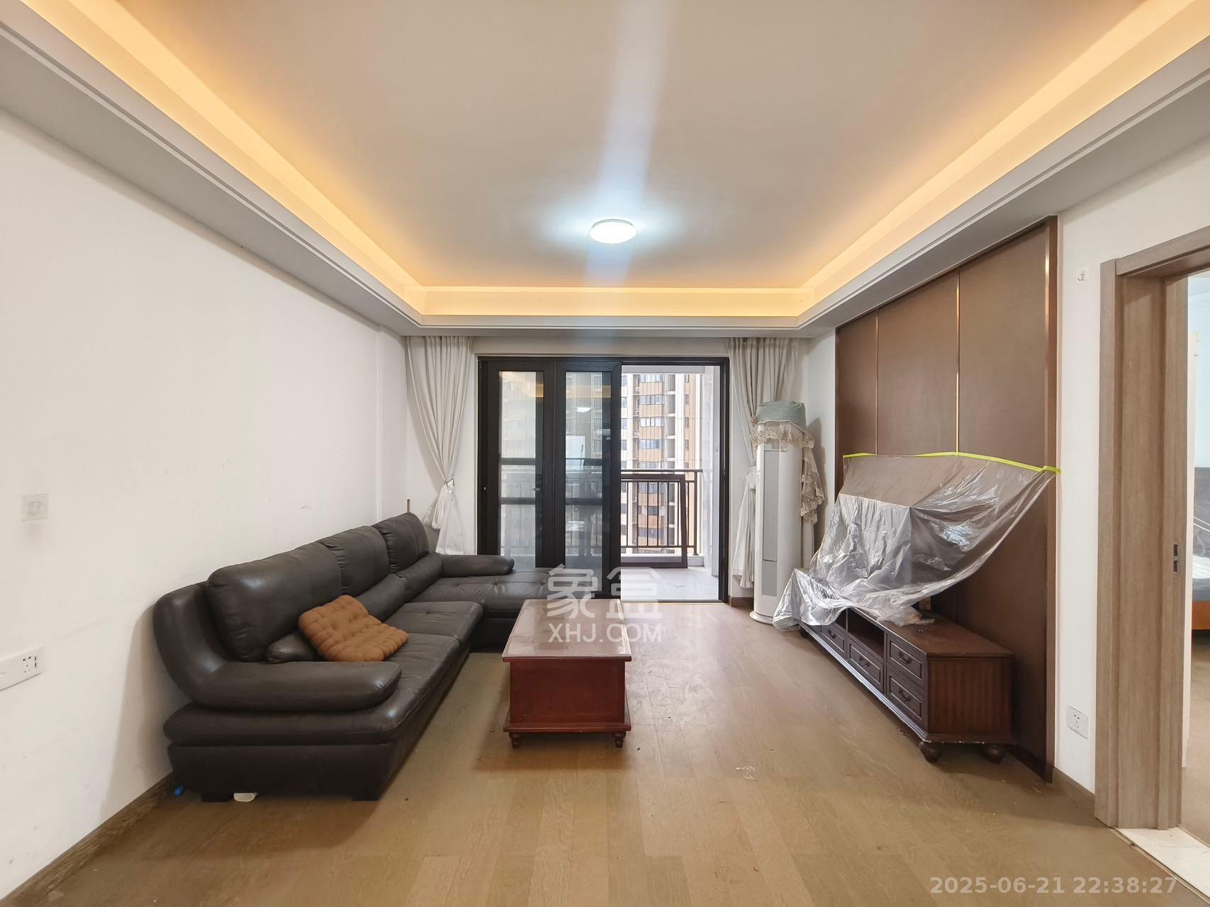 美的翰城 3室2厅2卫 2000.0元/月 美的翰城 3室2厅2卫 2000.0元/月室内图