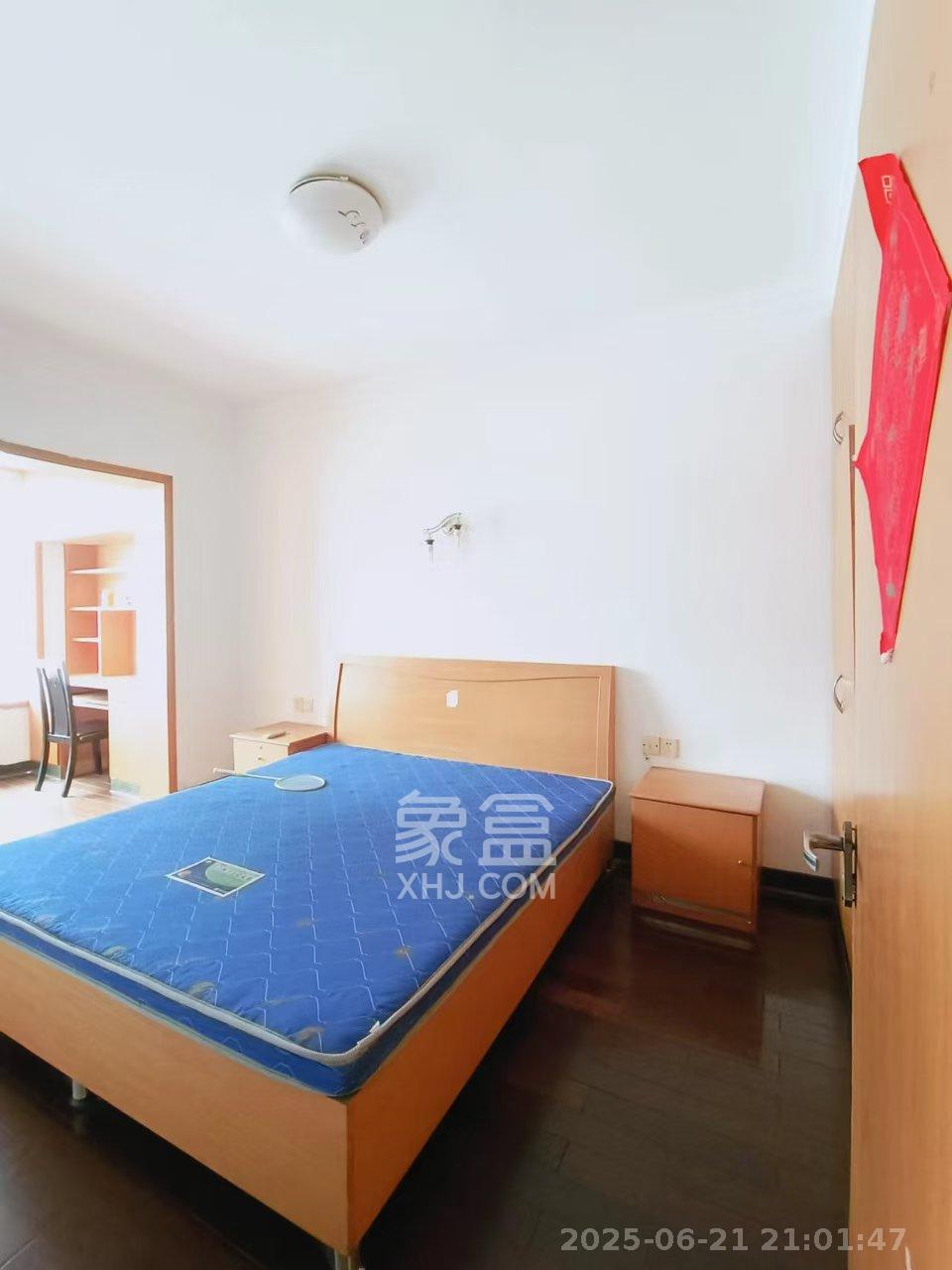 长勘小区 3室2厅2卫 2900.0元/月 长勘小区 3室2厅2卫 2900.0元/月室内图