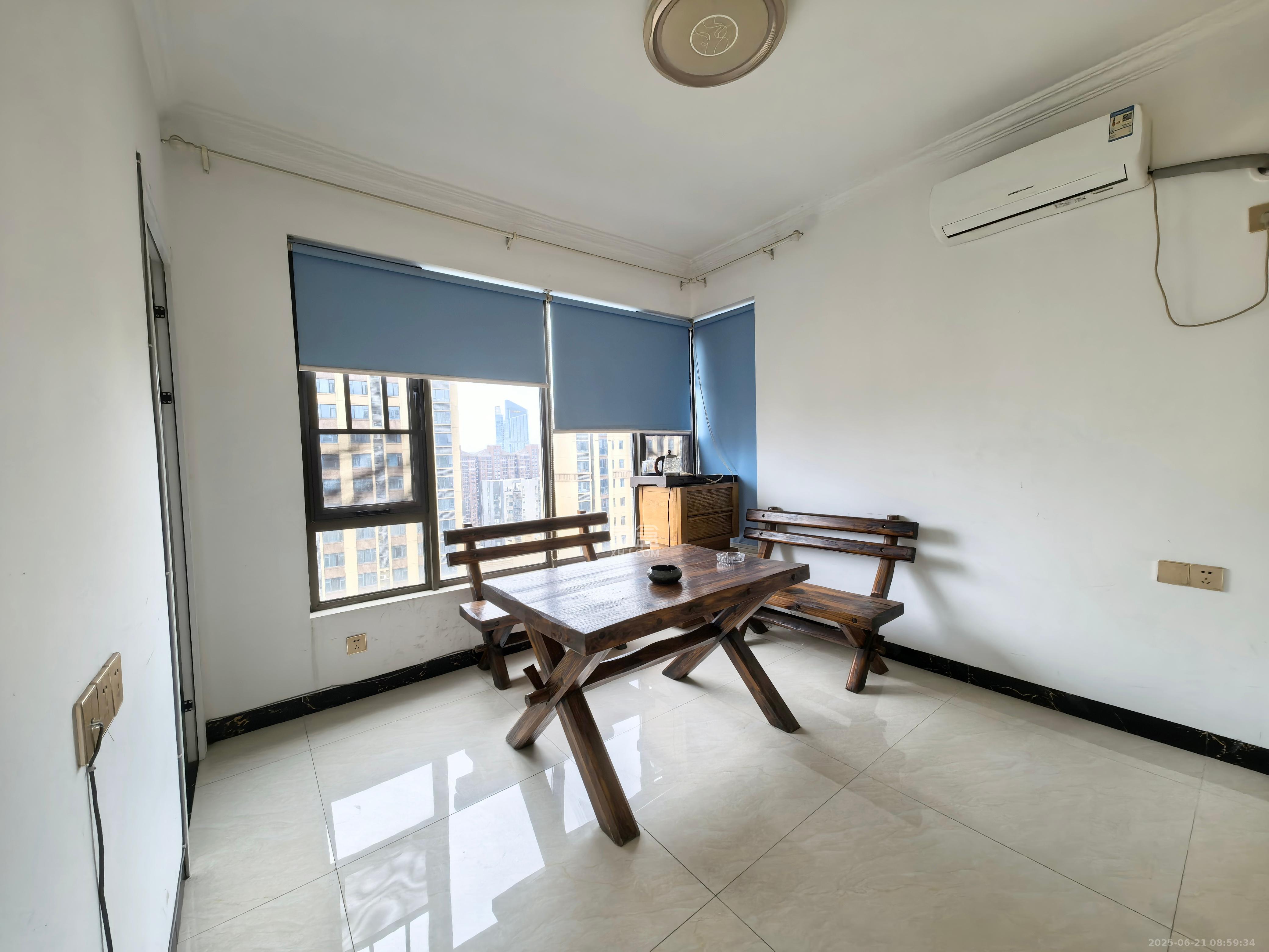 雨花公馆(紫苔名苑) 3室2厅1卫 2500.0元/月 雨花公馆(紫苔名苑) 3室2厅1卫 2500.0元/月室内图