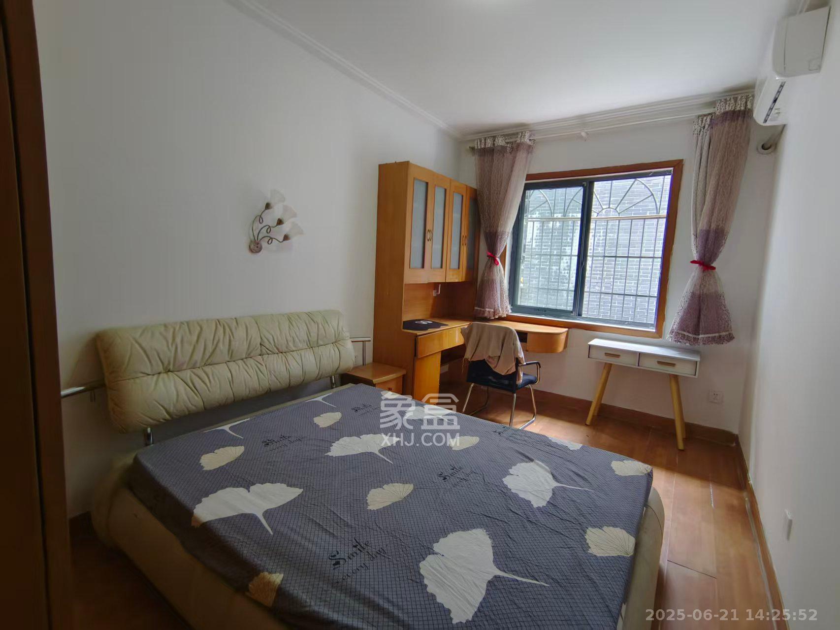 高正街散盘  2室2厅1卫    2100.0元/月 高正街散盘  2室2厅1卫    2100.0元/月室内图