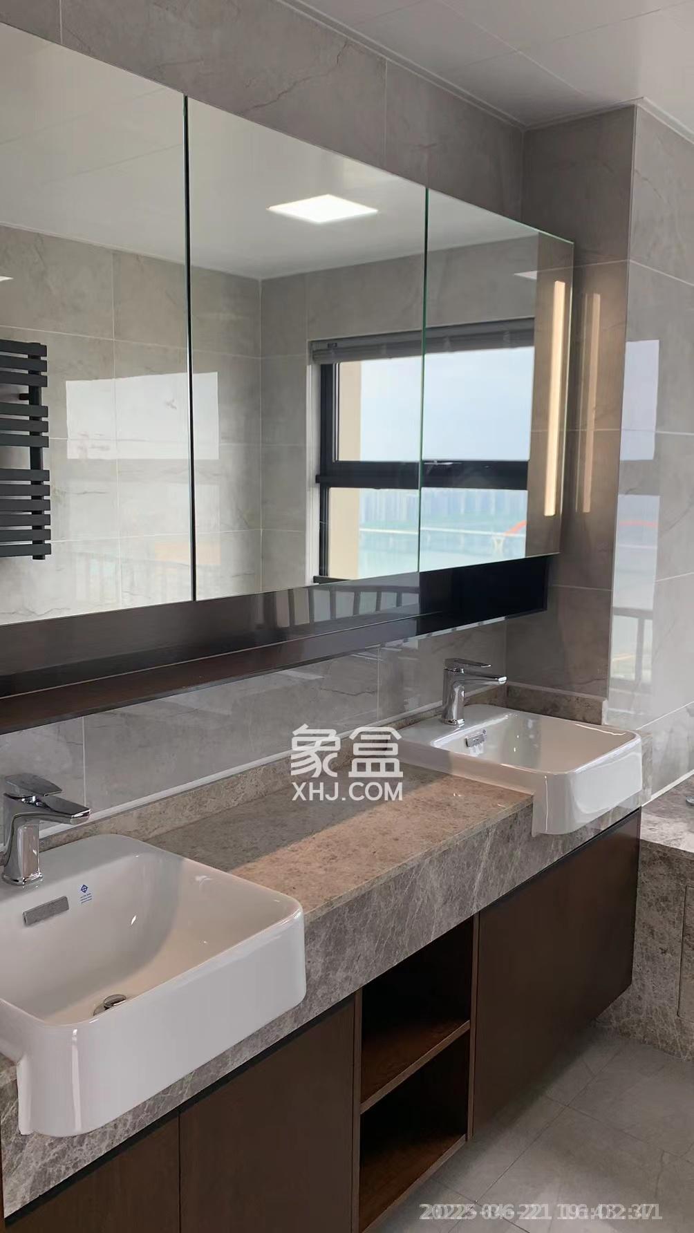 万科里金域滨江  4室2厅2卫    8600.0元/月 万科里金域滨江  4室2厅2卫    8600.0元/月