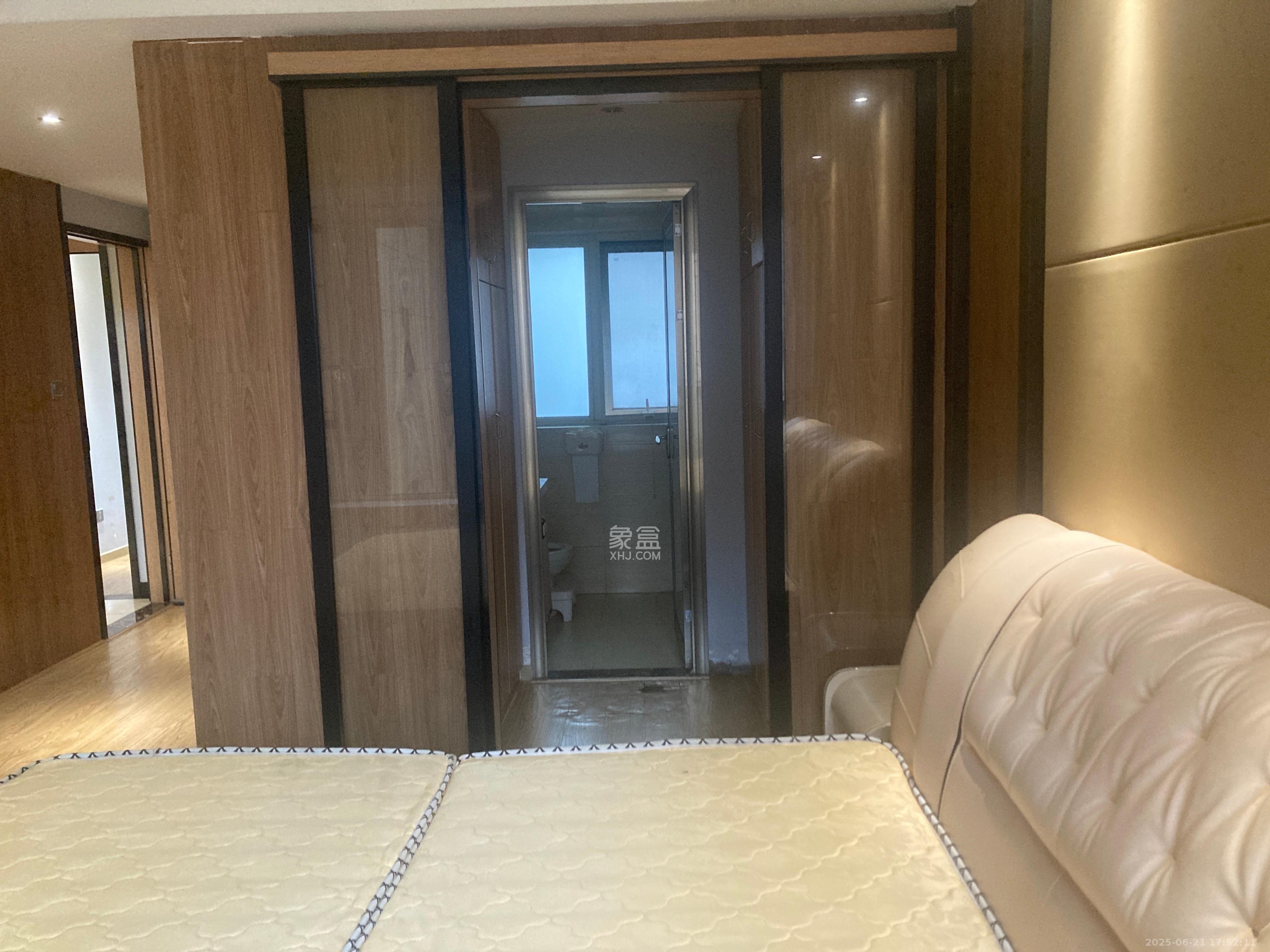 北辰三角洲E3区  4室2厅2卫   4100.00元/月室内图