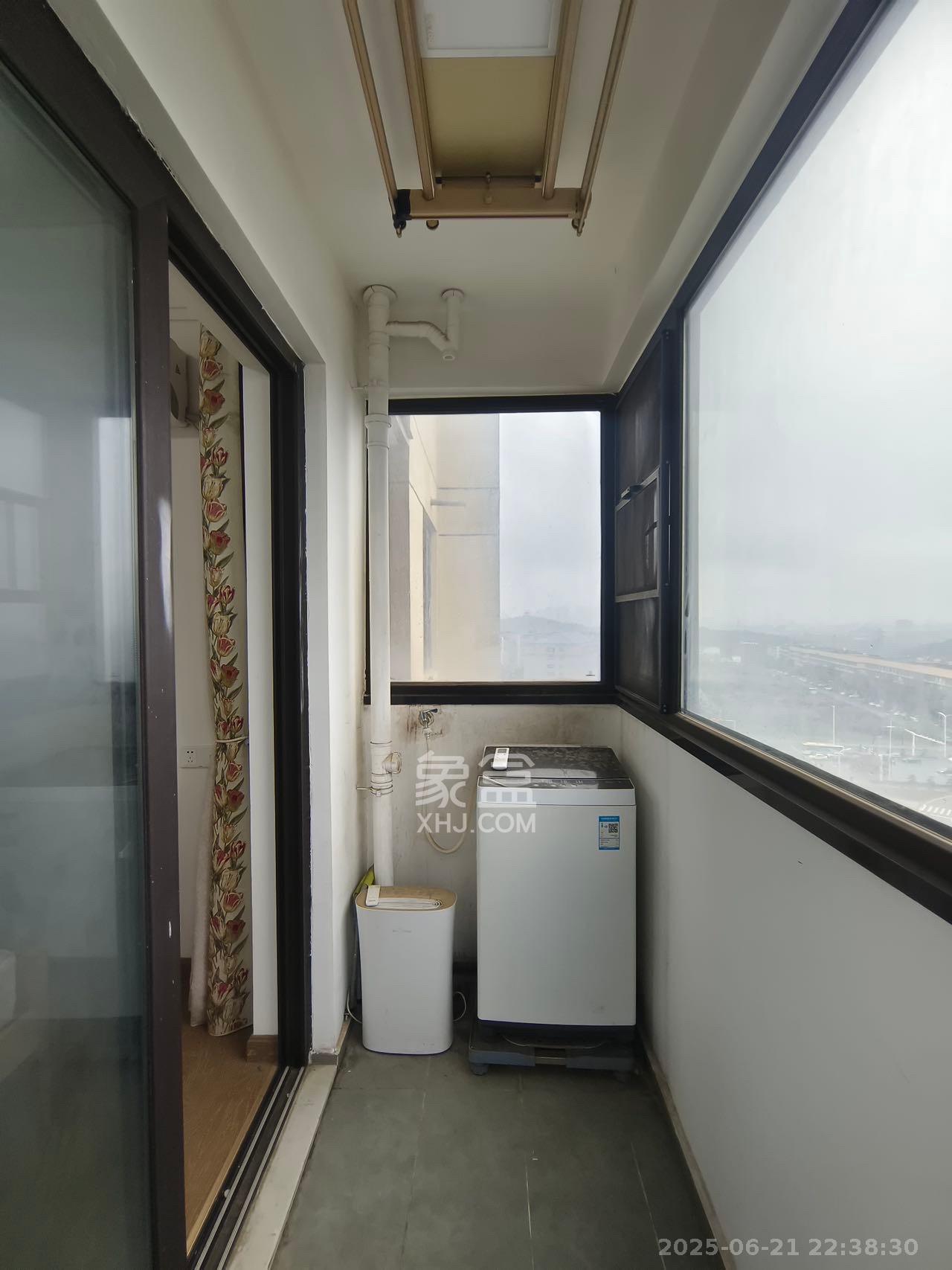 美的翰城 3室2厅2卫 2000.0元/月 美的翰城 3室2厅2卫 2000.0元/月室内图