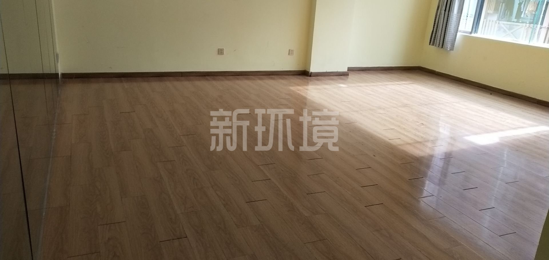 维港十字街  2室1厅1卫   1000.00元/月室内图