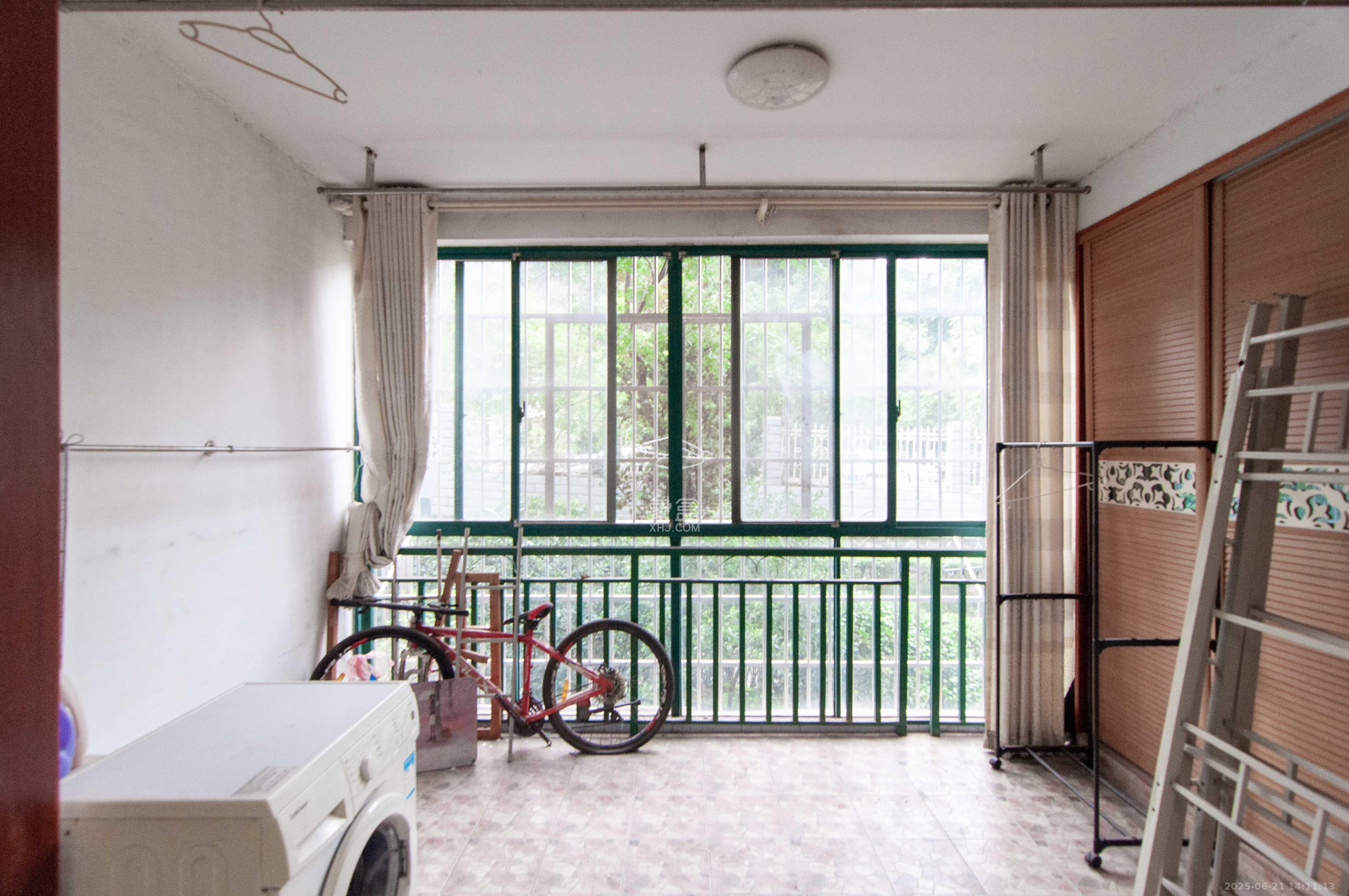 望兴景园一期 3室2厅1卫 86.0万 望兴景园一期 3室2厅1卫 86.0万其他