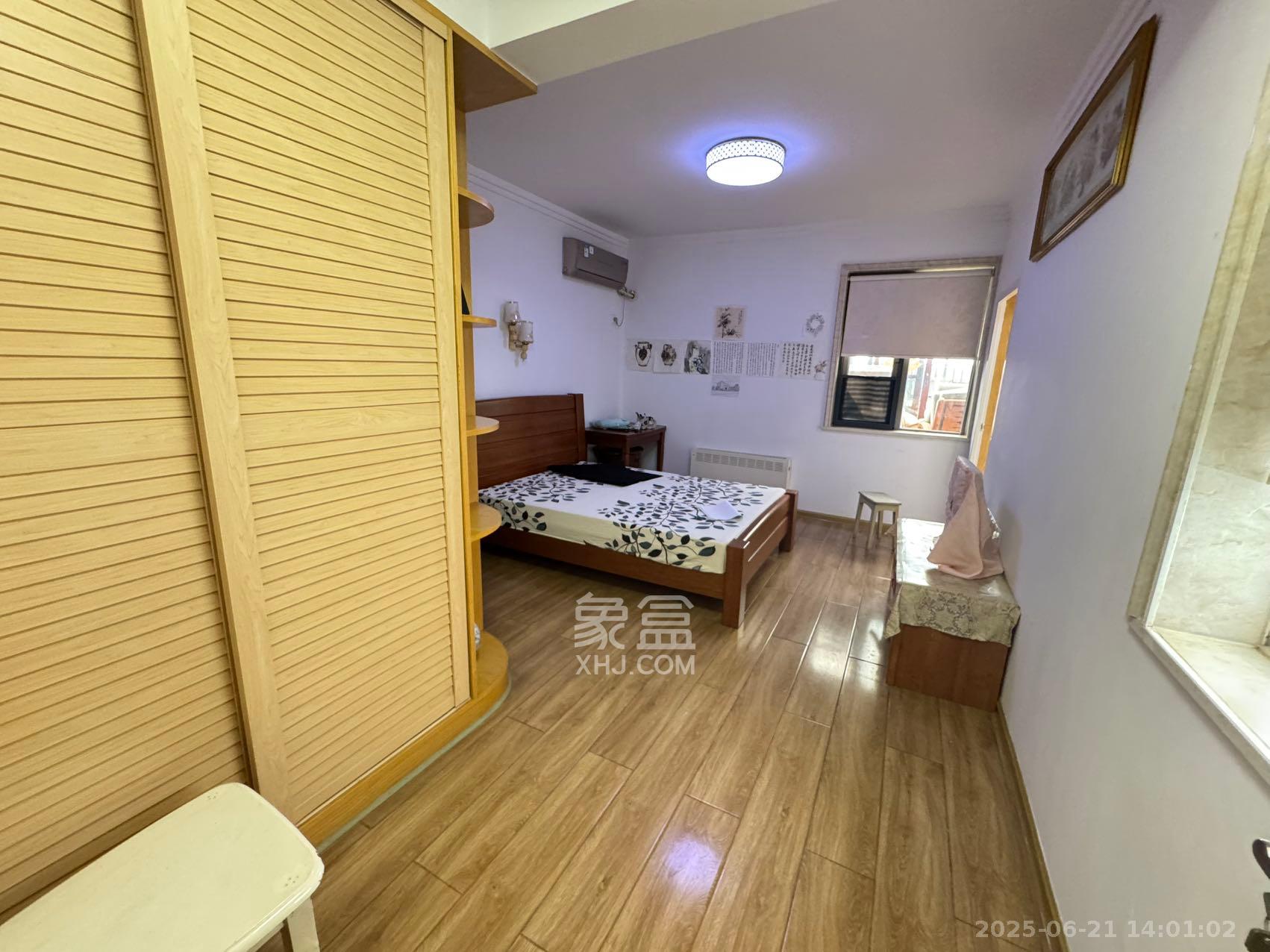 怡海星城 3室1厅2卫 1900.0元/月 怡海星城 3室1厅2卫 1900.0元/月室内图