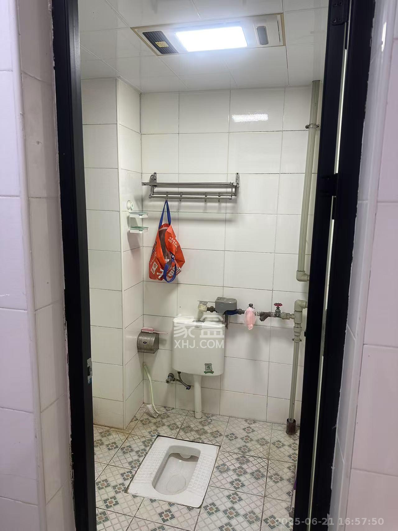 上河国际B座  3室2厅1卫   2600.00元/月室内图