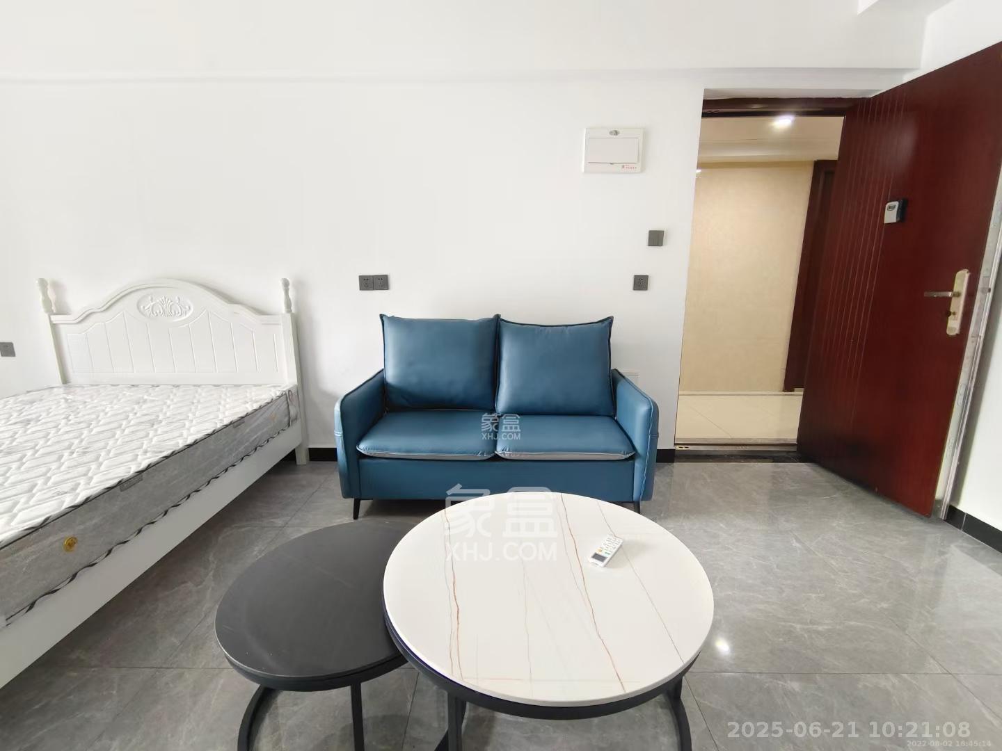 佳兆业云顶梅溪湖(佳兆业梅溪荟)  1室1厅1卫    1700.0元/月 佳兆业云顶梅溪湖(佳兆业梅溪荟)  1室1厅1卫    1700.0元/月室内图