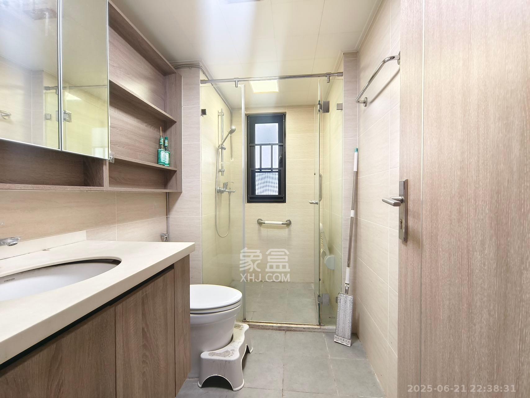 美的翰城 3室2厅2卫 2000.0元/月 美的翰城 3室2厅2卫 2000.0元/月室内图