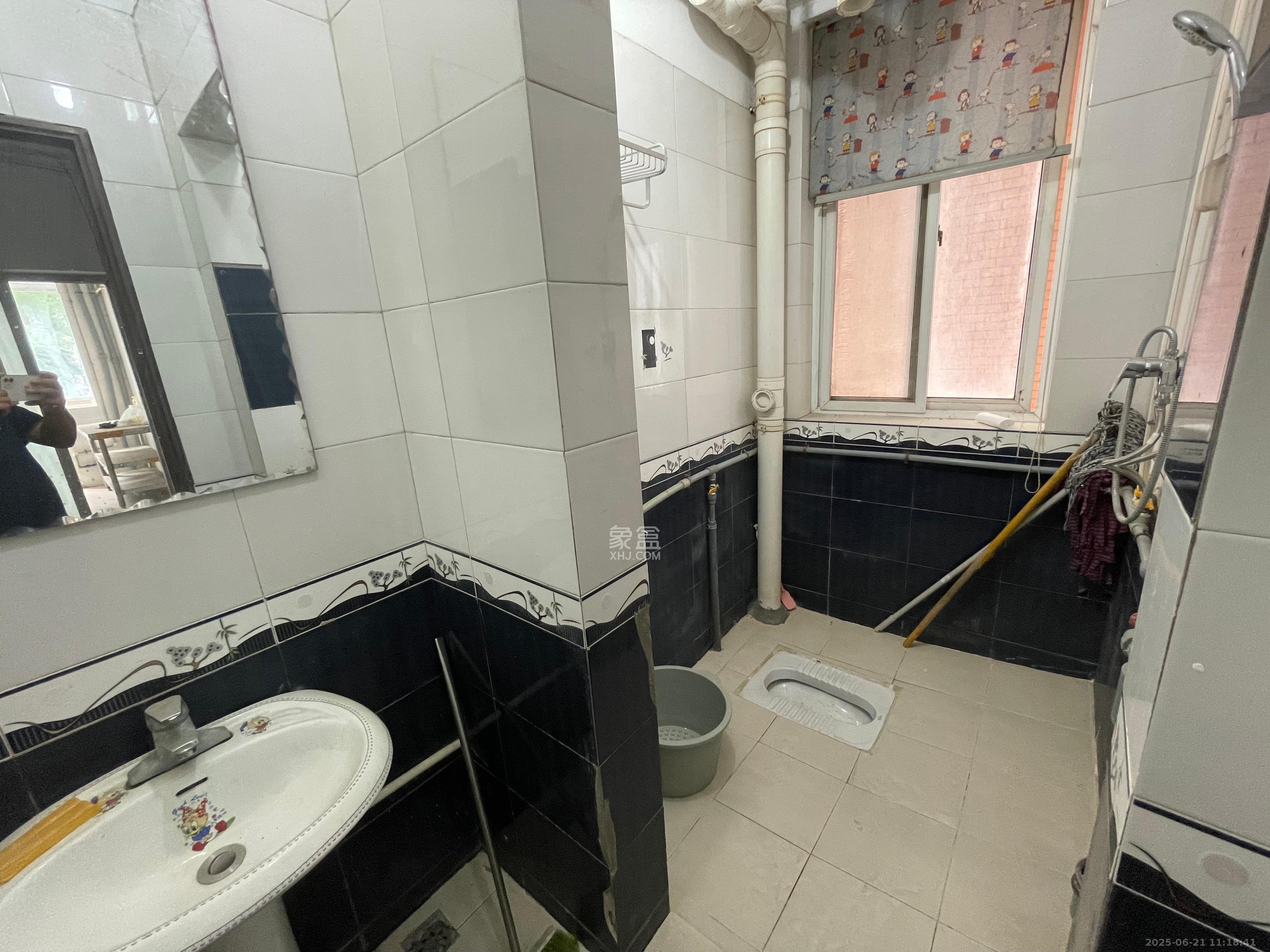 金信阳光在线 4室2厅2卫 1800.0元/月 金信阳光在线 4室2厅2卫 1800.0元/月室内图