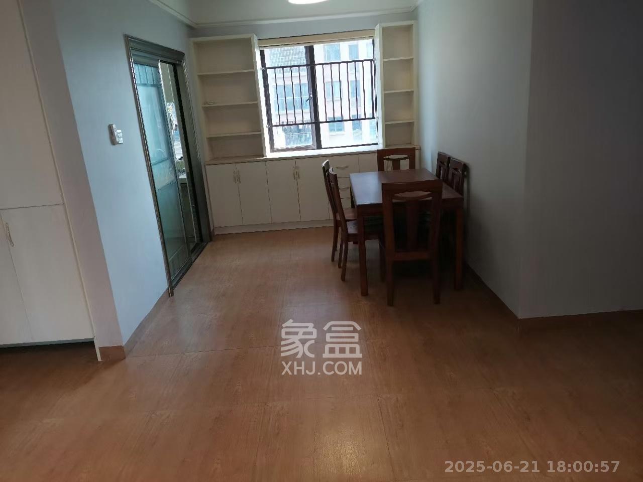 中冶中央公园  3室2厅2卫   3200.00元/月