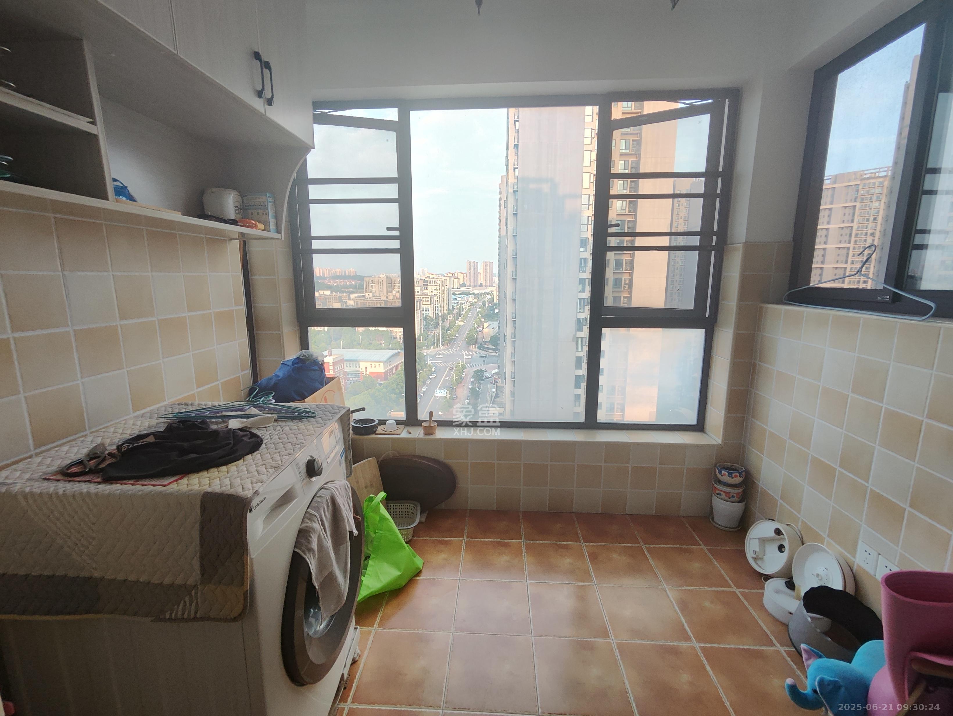 汇金城/嘉华城(二期、三期) 2室2厅1卫 2600.0元/月 汇金城/嘉华城(二期、三期) 2室2厅1卫 2600.0元/月室内图