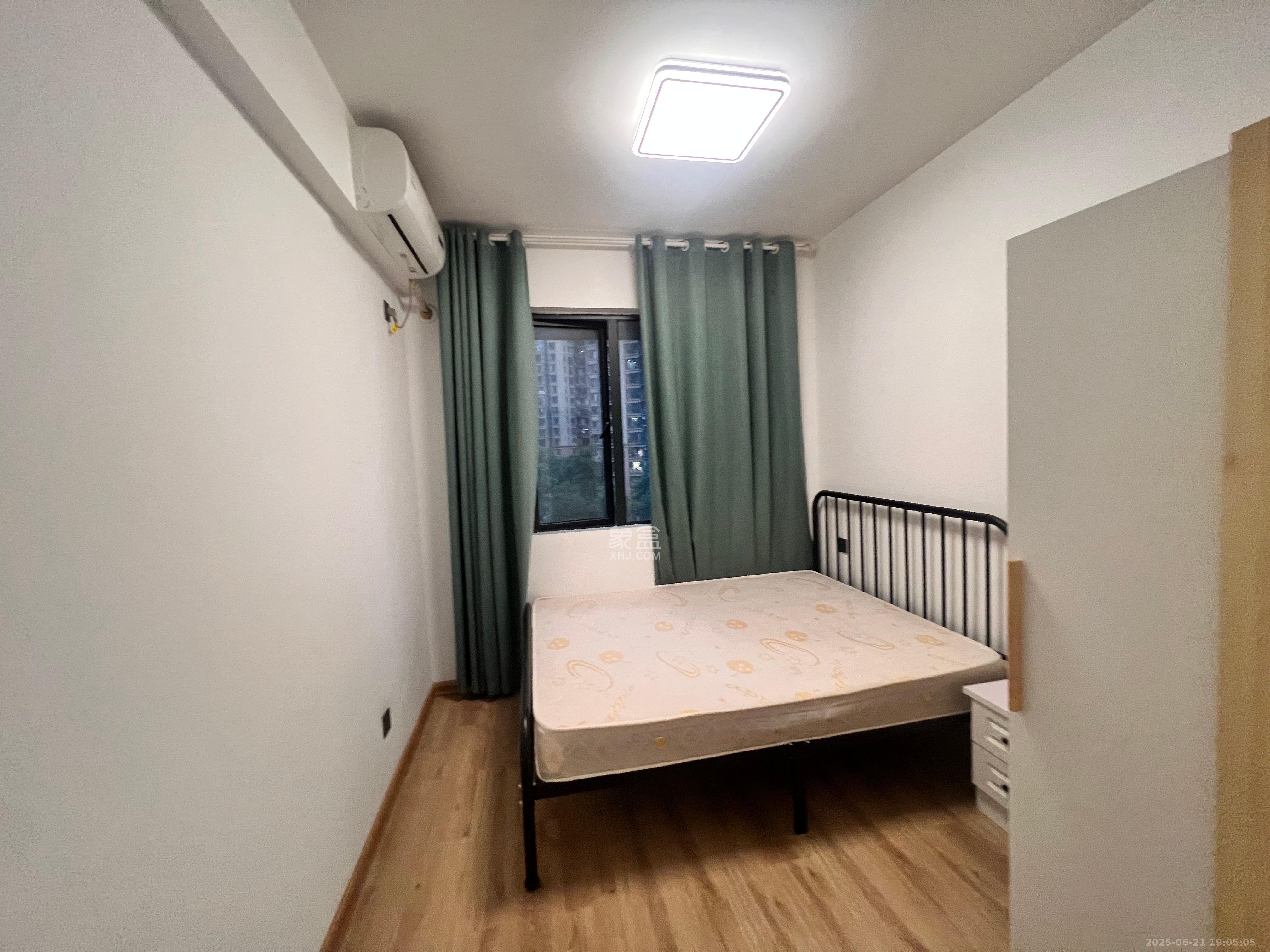 中建嘉和城  4室2厅2卫   3000.00元/月室内图