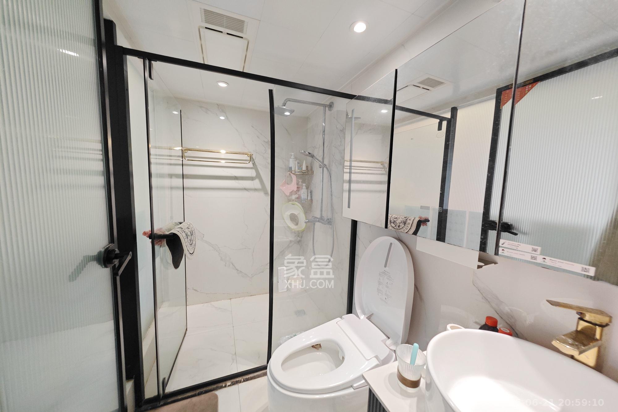 建发中央悦府  5室2厅2卫   225.00万其他