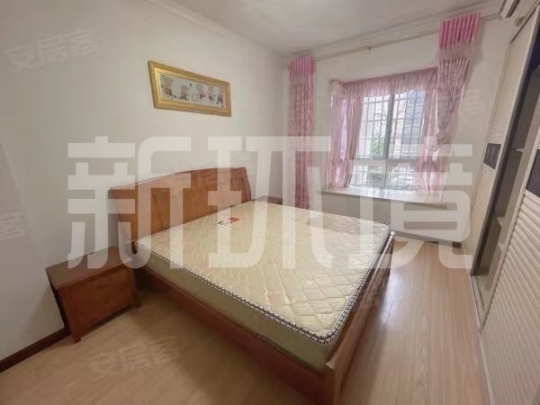 阳光水岸  3室2厅2卫   1300.00元/月室内图