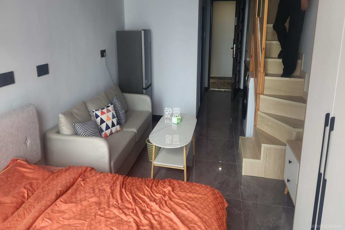 绿地长沙城际空间站(绿地新里佳苑) 1室1厅1卫 2000.0元/月 绿地长沙城际空间站(绿地新里佳苑) 1室1厅1卫 2000.0元/月室内图