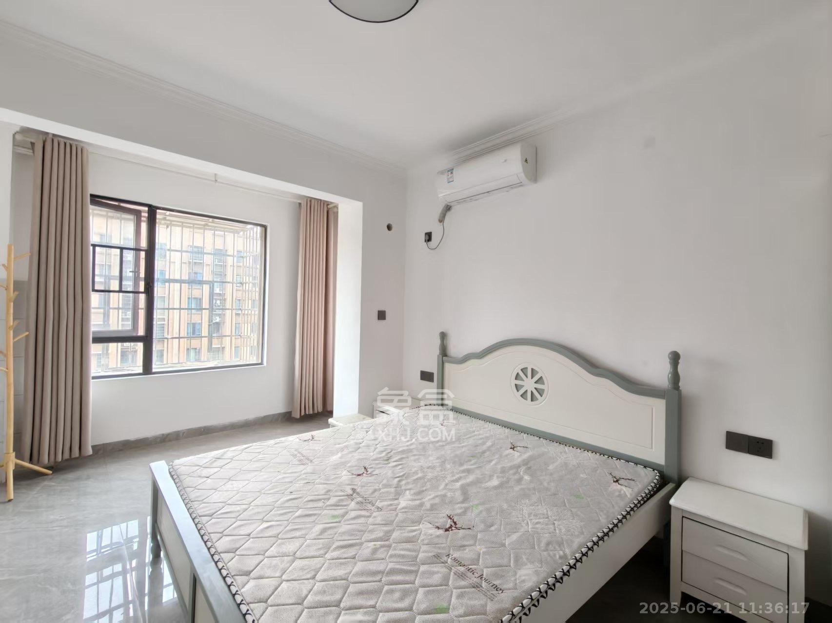 东宜新园  2室1厅1卫    2100.0元/月室内图