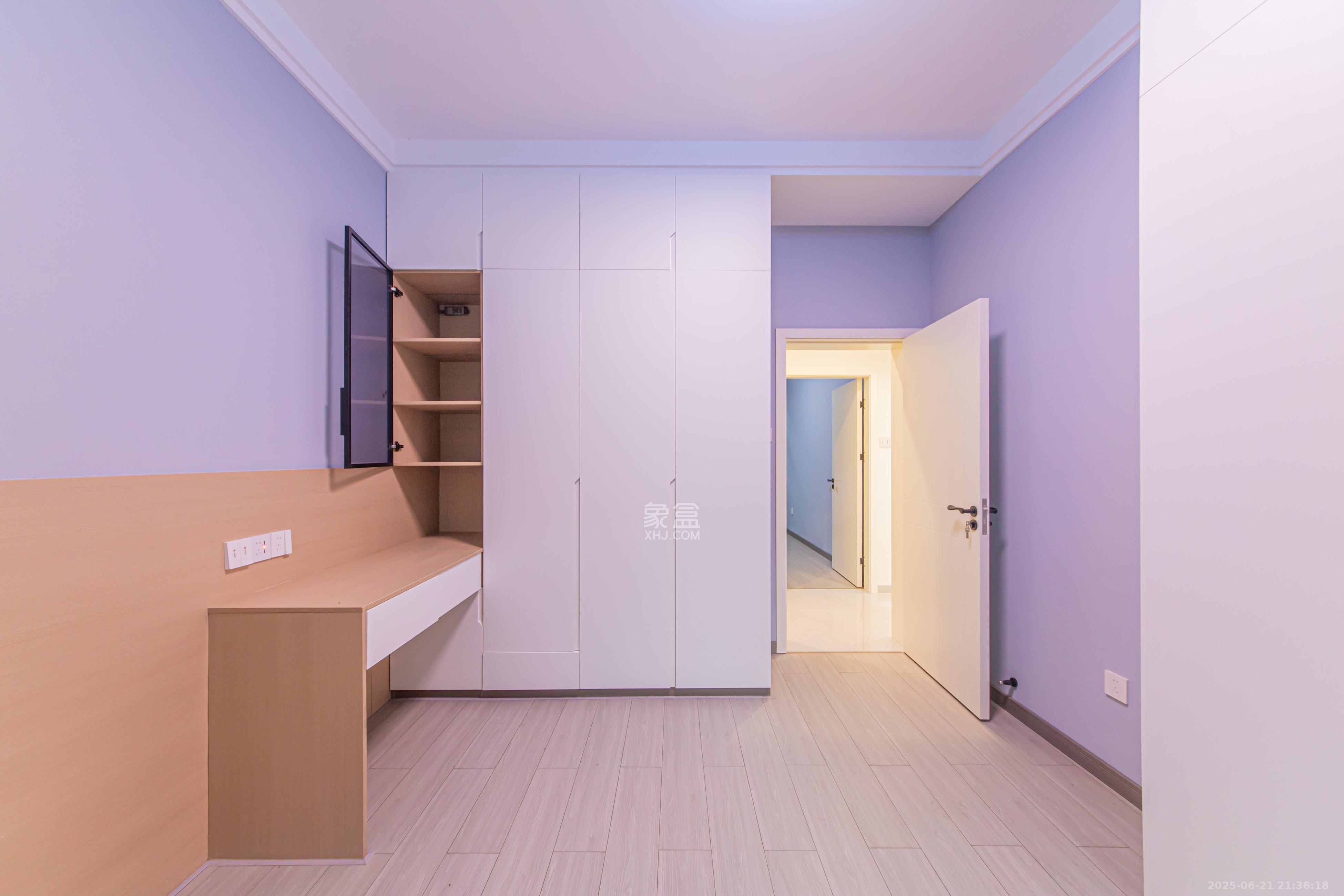 北辰中央公园E区 4室2厅2卫 155.0万 北辰中央公园E区 4室2厅2卫 155.0万卧室