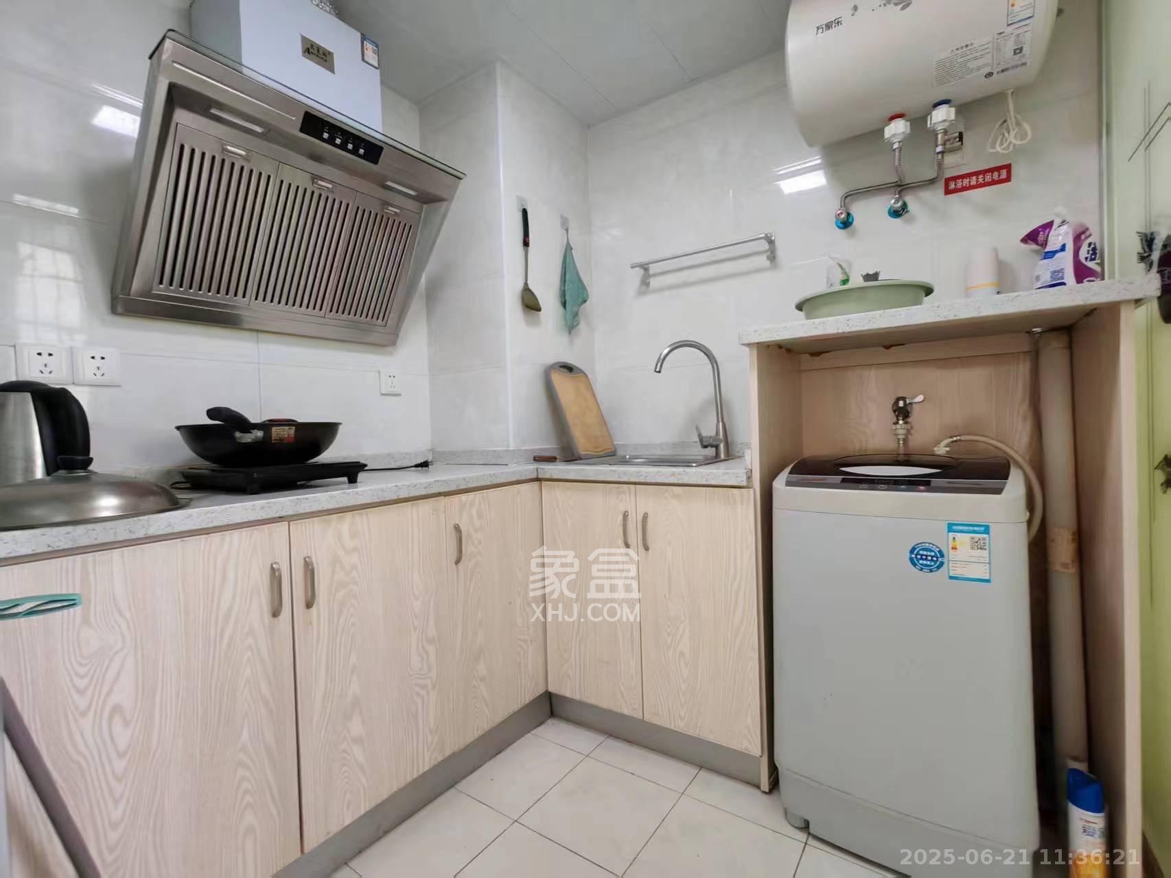恒基凯旋门一二期  1室1厅1卫   1200.00元/月室内图
