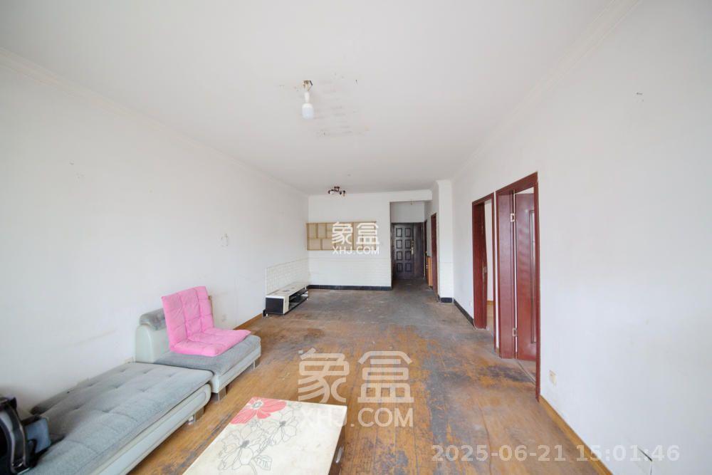 锦湘国际星城三期(锦绣苑) 2室1厅1卫 1500.0元/月 锦湘国际星城三期(锦绣苑) 2室1厅1卫 1500.0元/月室内图