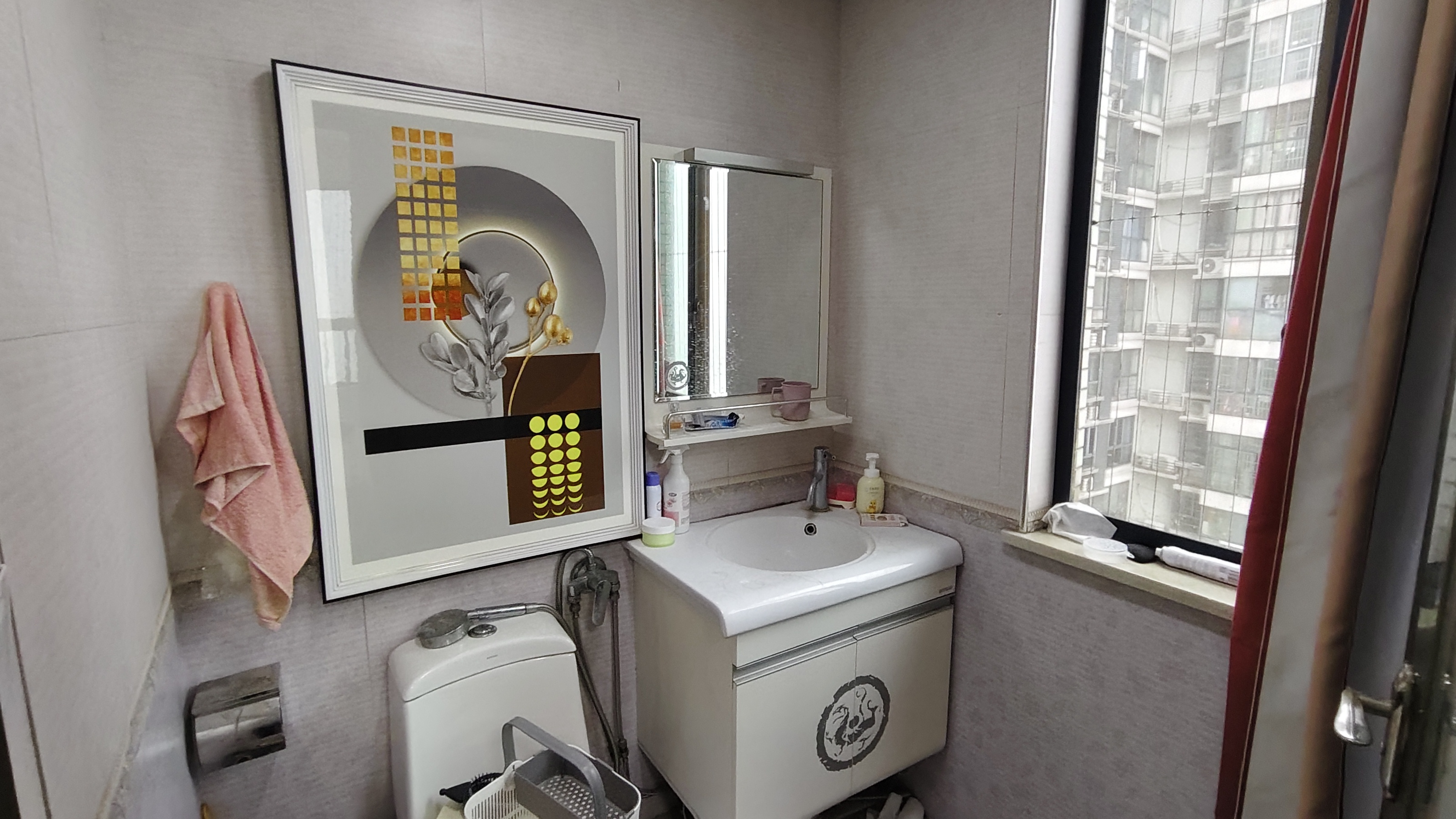 资江明珠  3室2厅2卫   2100.00元/月室内图