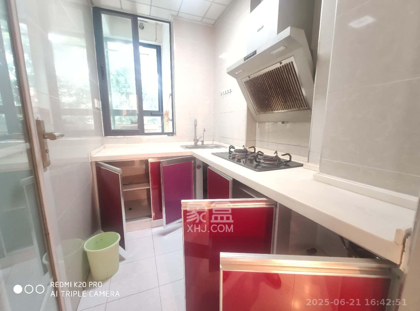 满庭芳小区  1室1厅1卫   1500.00元/月室内图