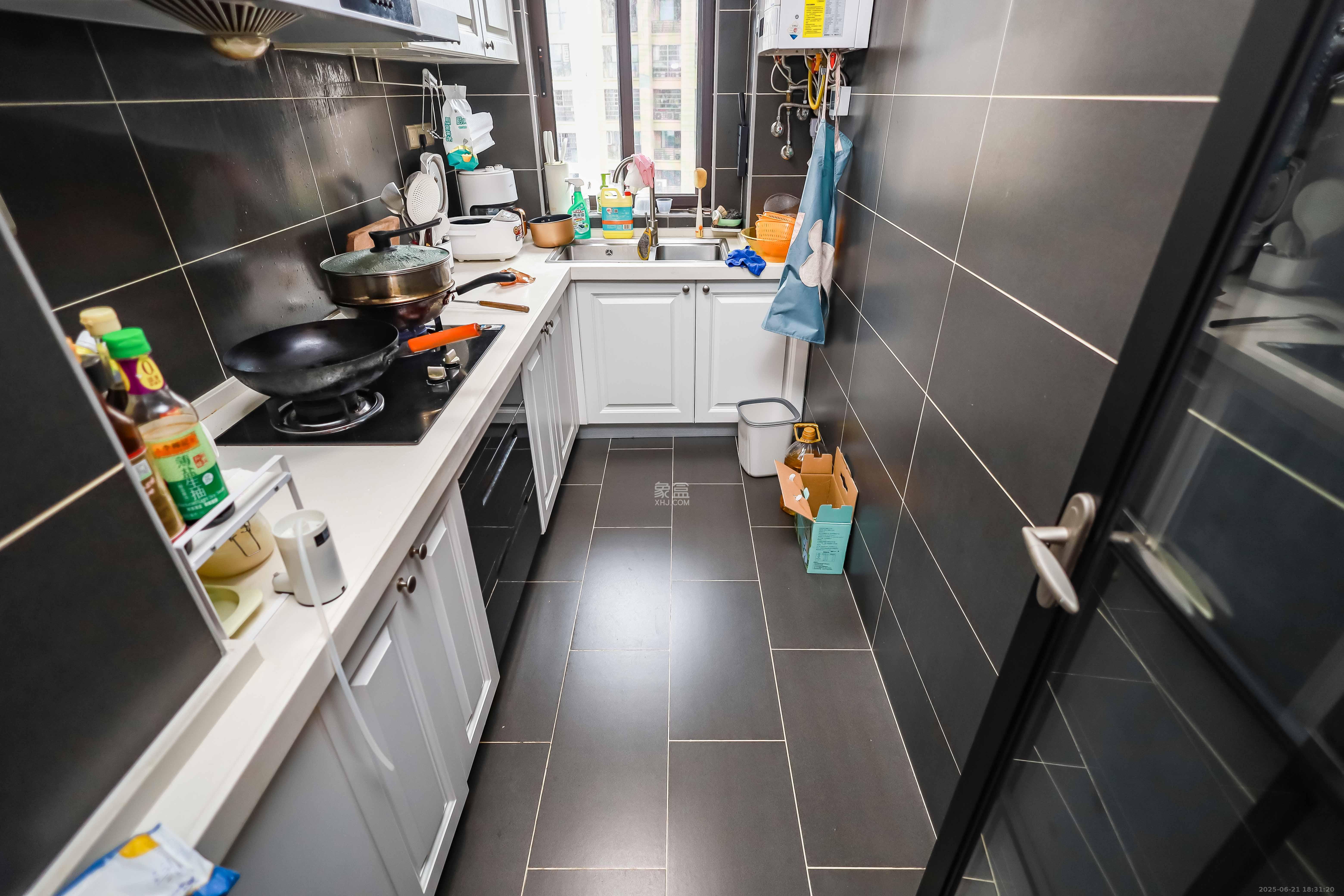 奥克斯缔壹城  3室2厅2卫    121.8万 奥克斯缔壹城  3室2厅2卫    121.8万厨房